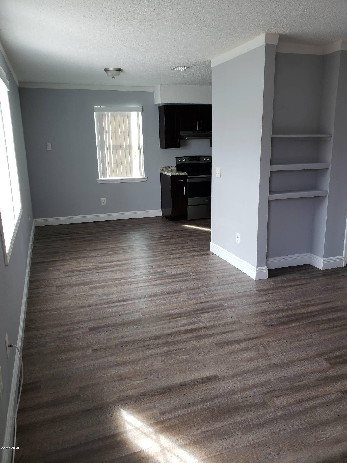 [No Recorded Subdiv] - Residential Lease
