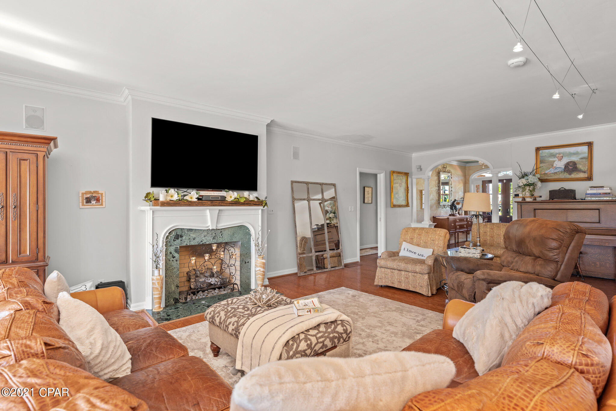 Cove Terrace - Residential