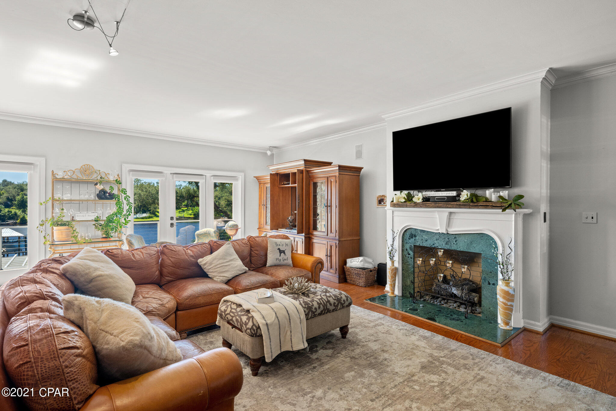 Cove Terrace - Residential