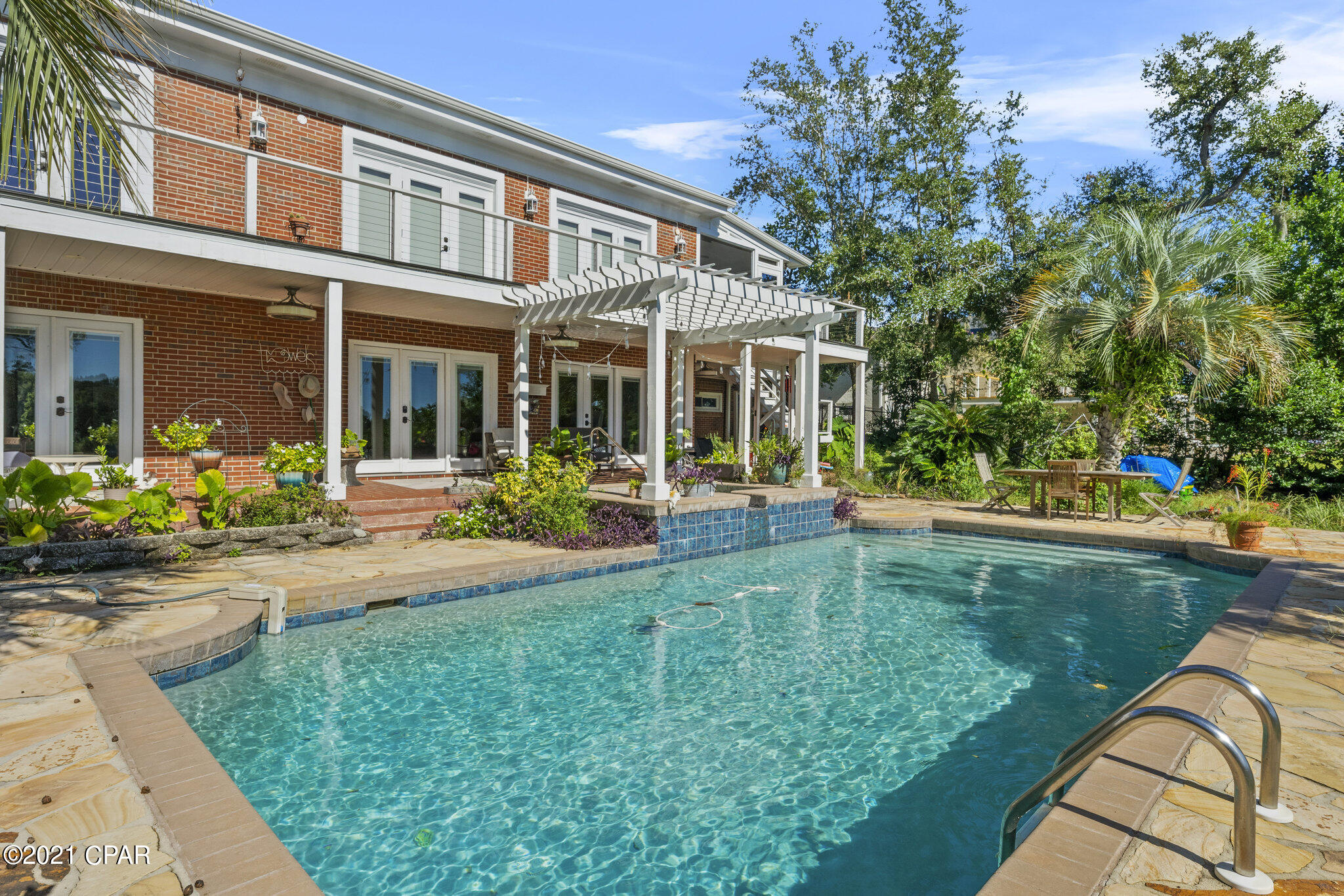 Cove Terrace - Residential