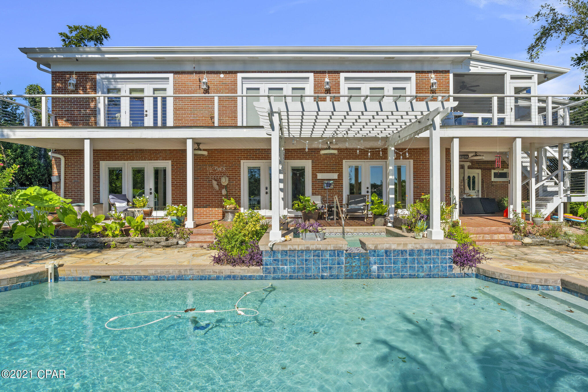 Cove Terrace - Residential