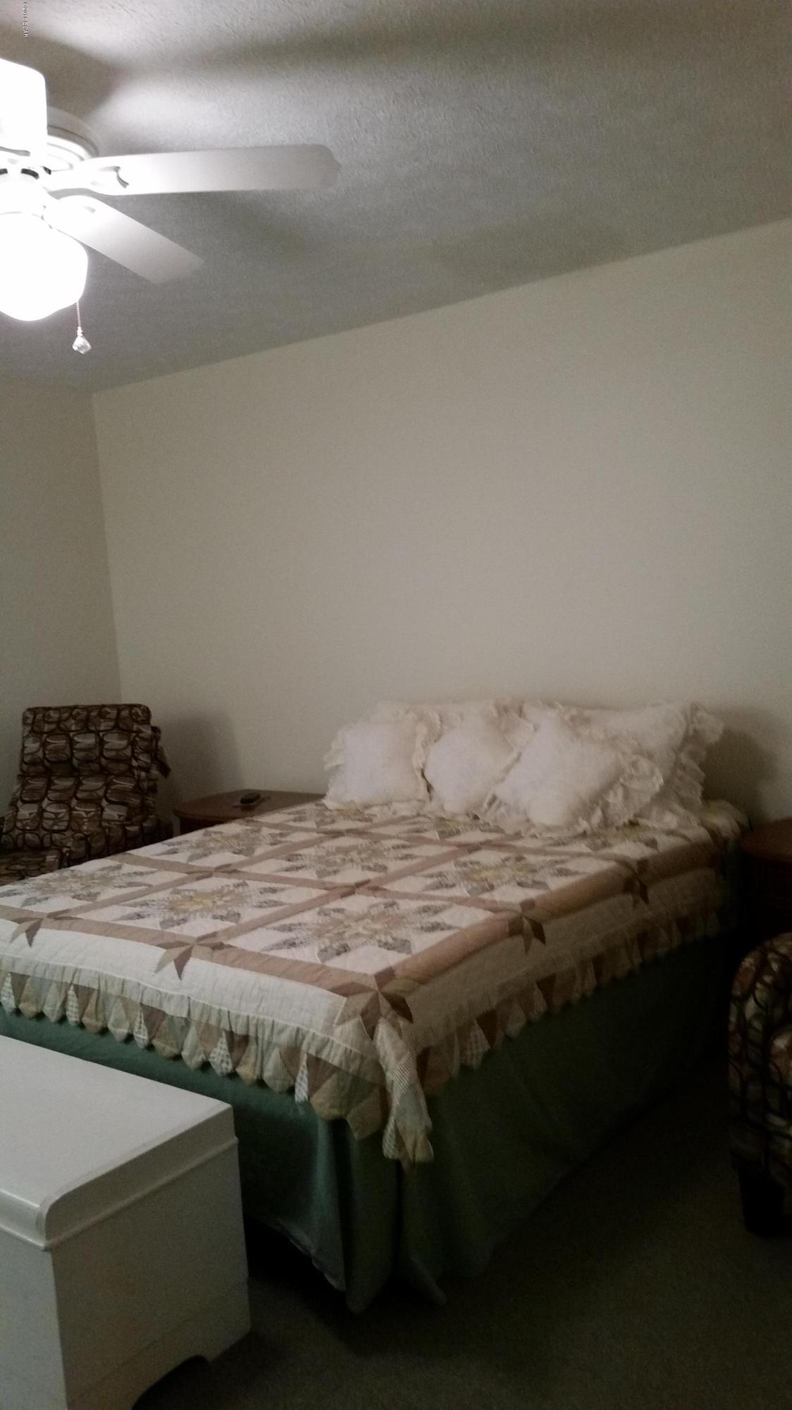 Crestview Heights 1st Add - Residential