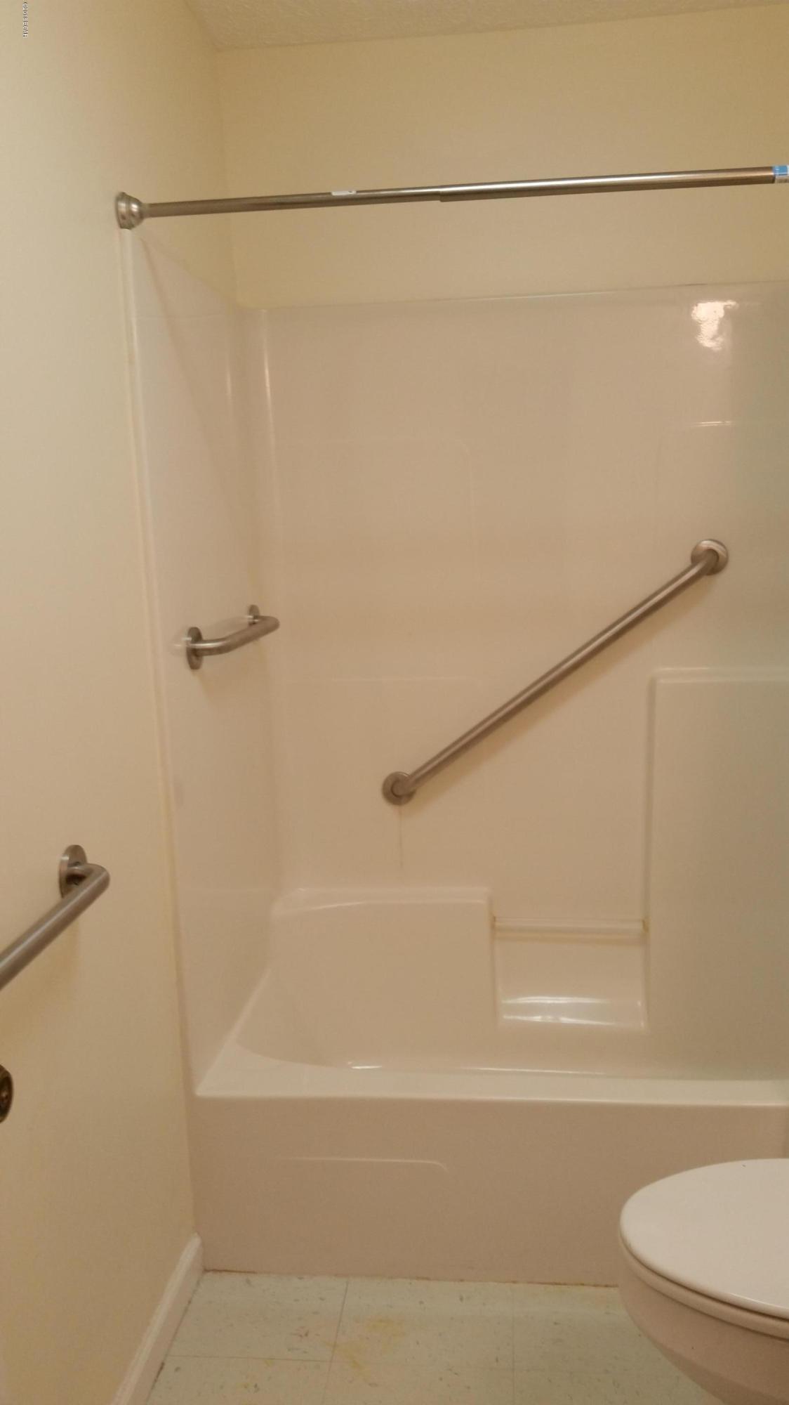 Crestview Heights 1st Add - Residential