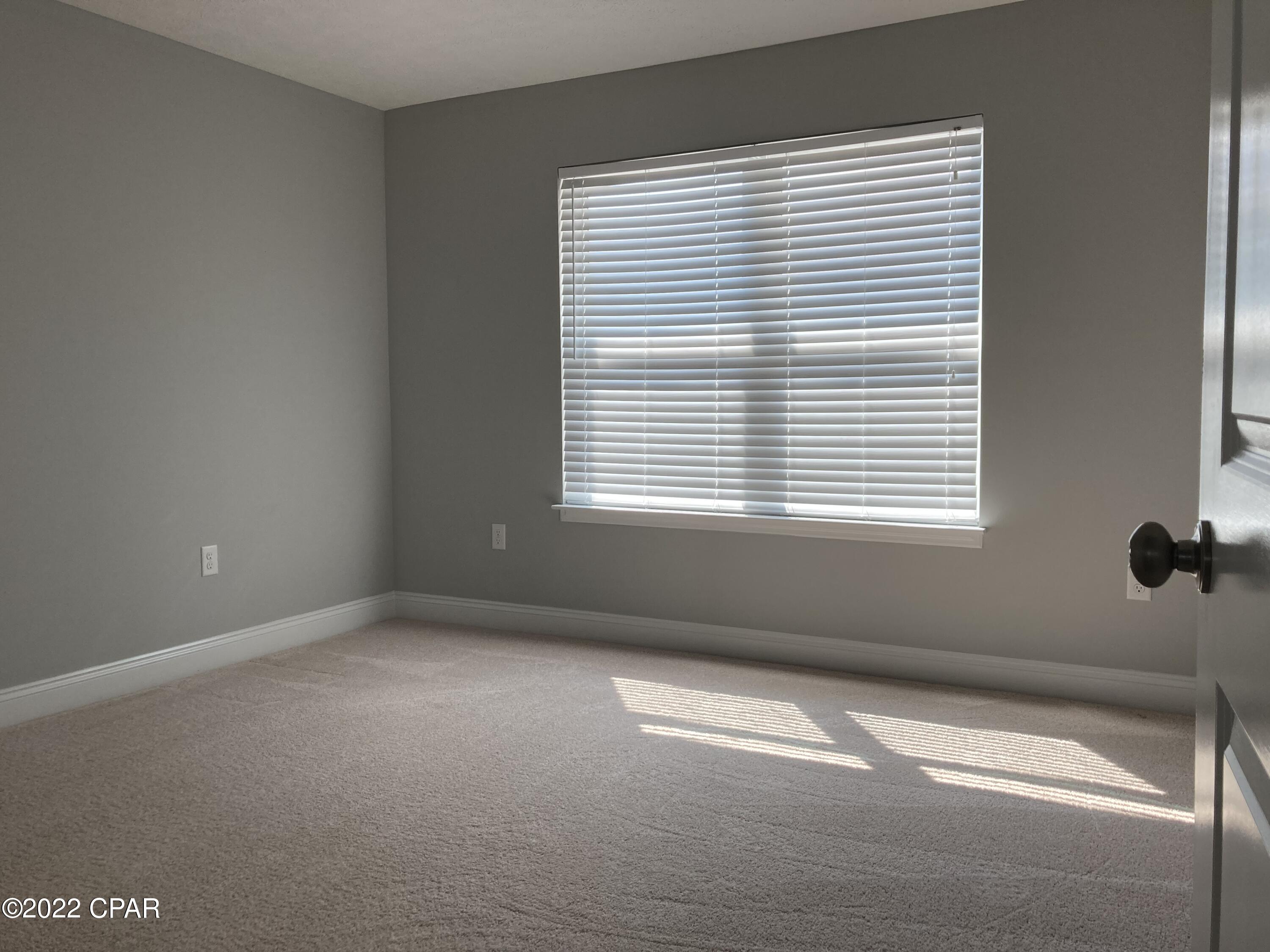 Sandy Creek Air Park Ph II - Residential Lease