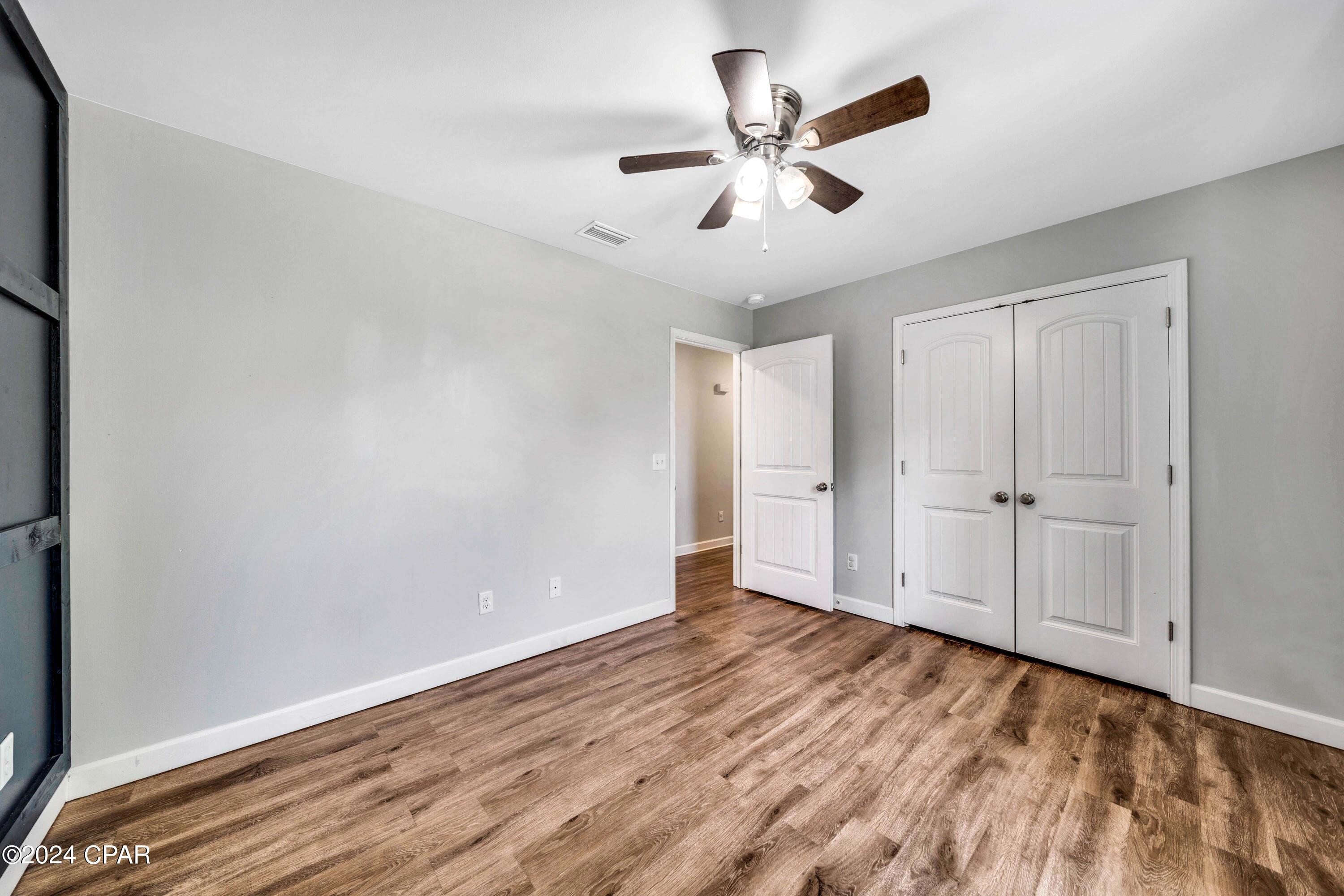 Woodlawn Village Ph 1 - Residential Lease