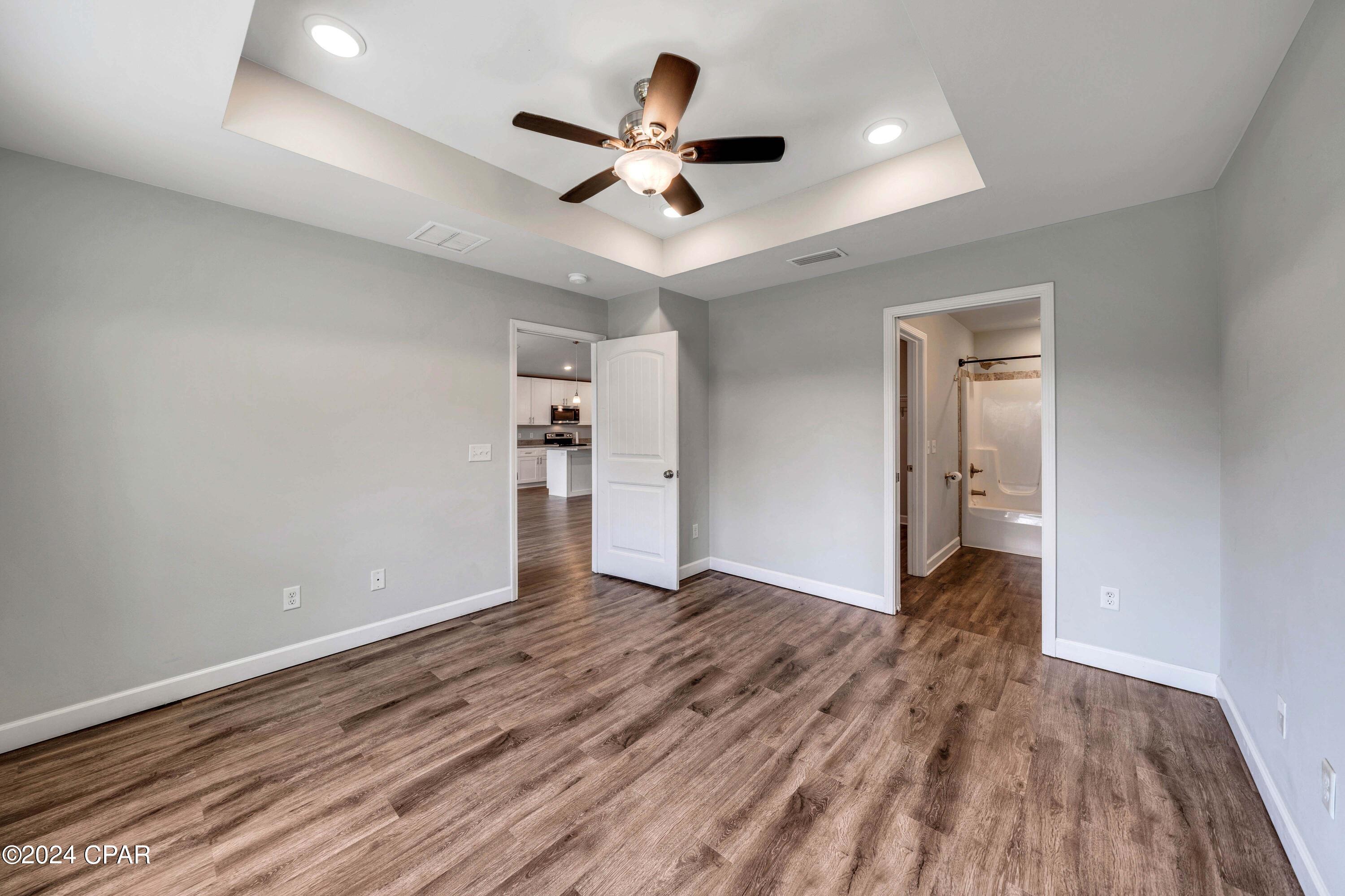 Woodlawn Village Ph 1 - Residential Lease