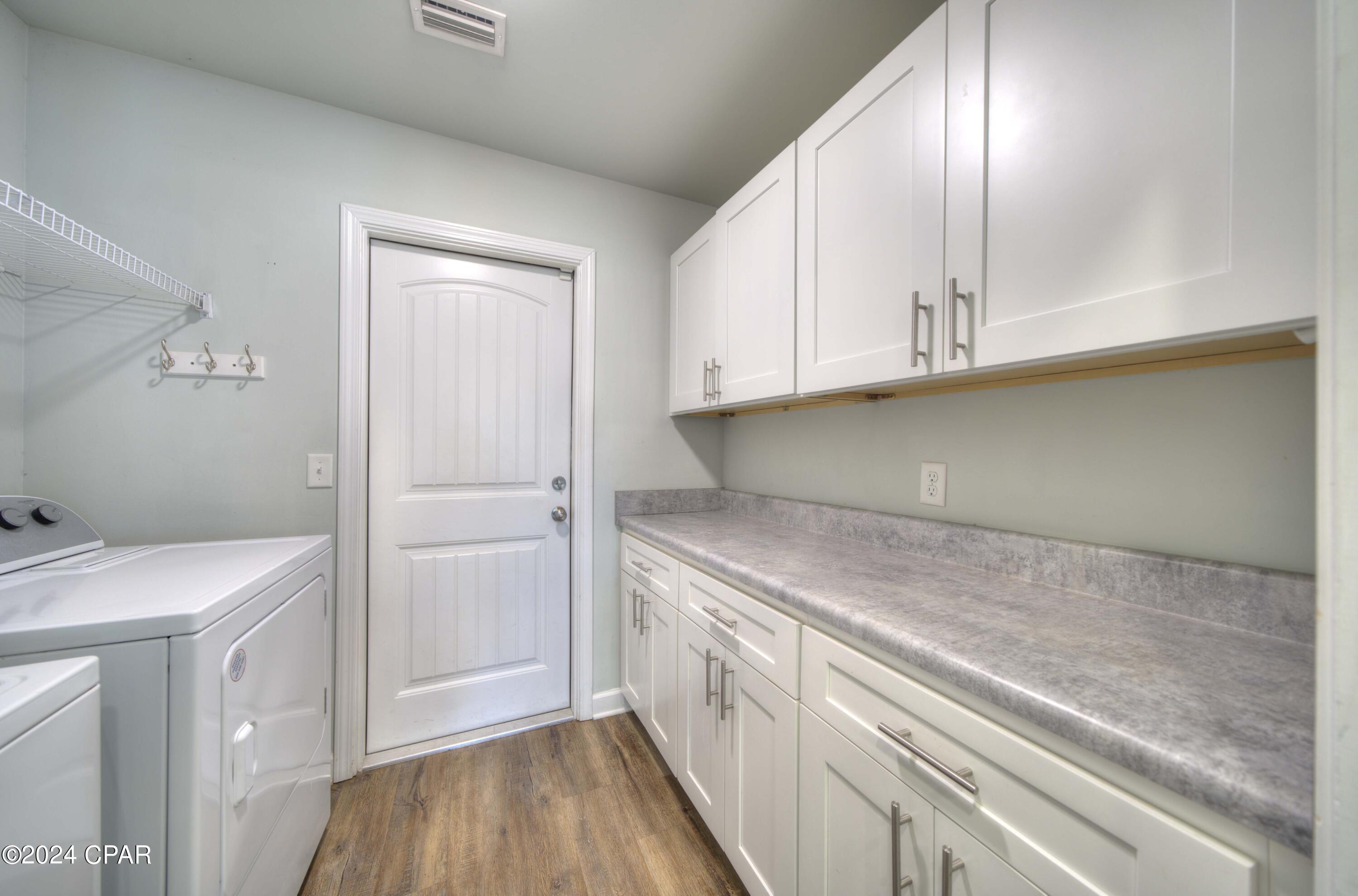 Woodlawn Village Ph 1 - Residential Lease