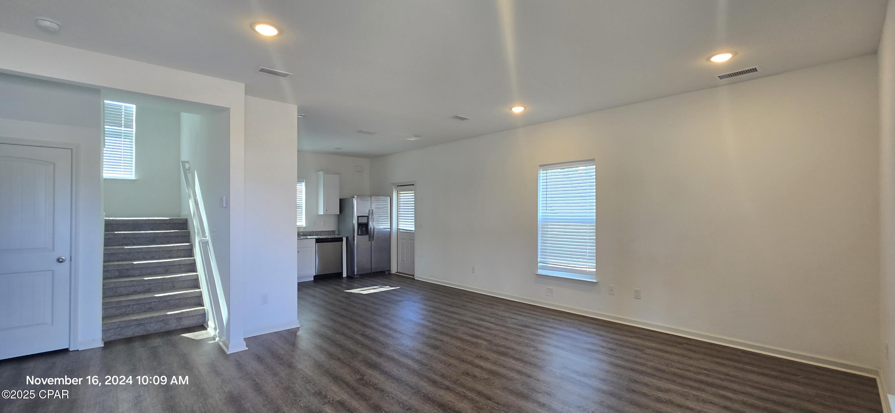 [No Recorded Subdiv] - Residential Lease