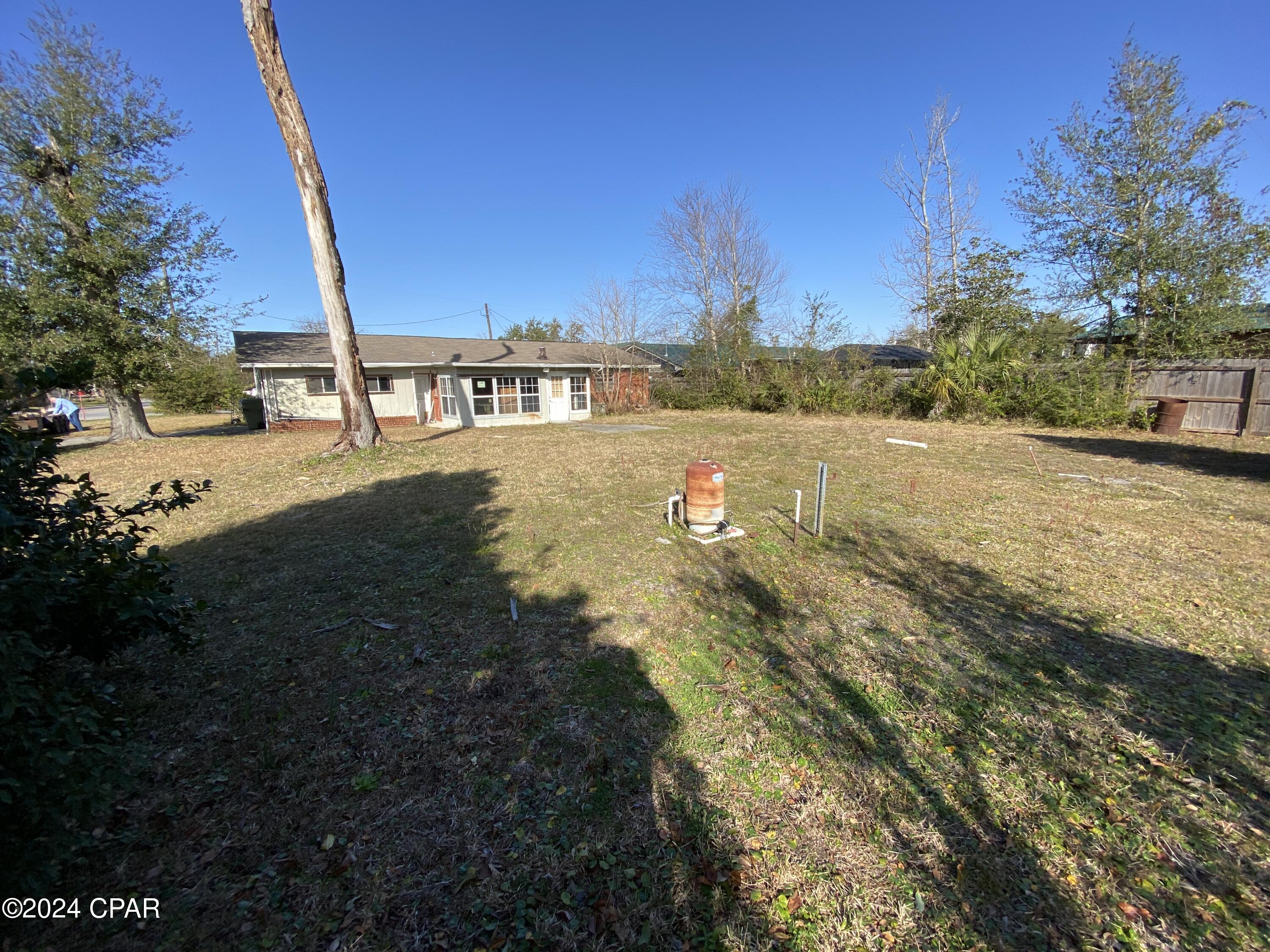 Bay Park Manor - Residential