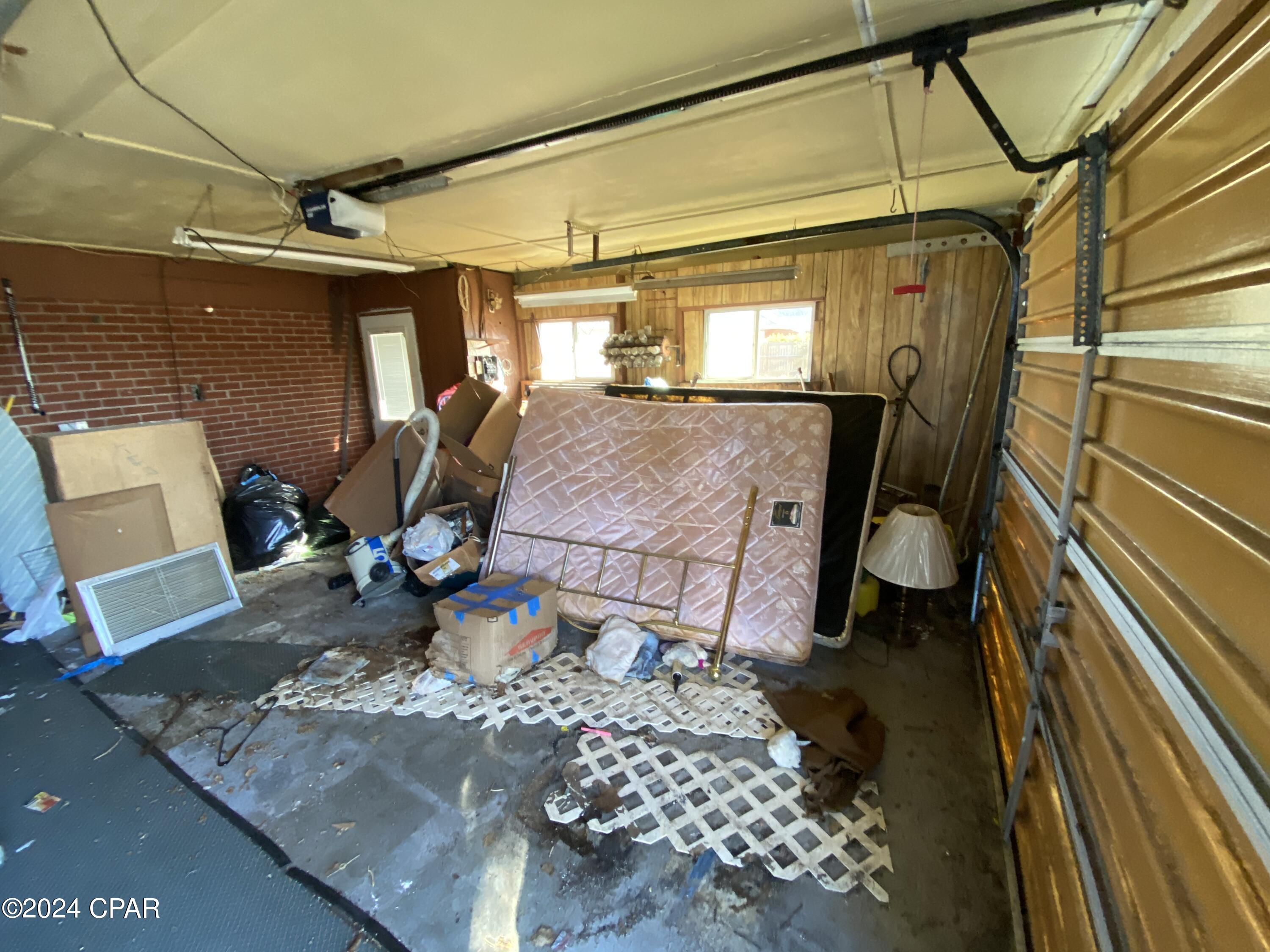 Bay Park Manor - Residential