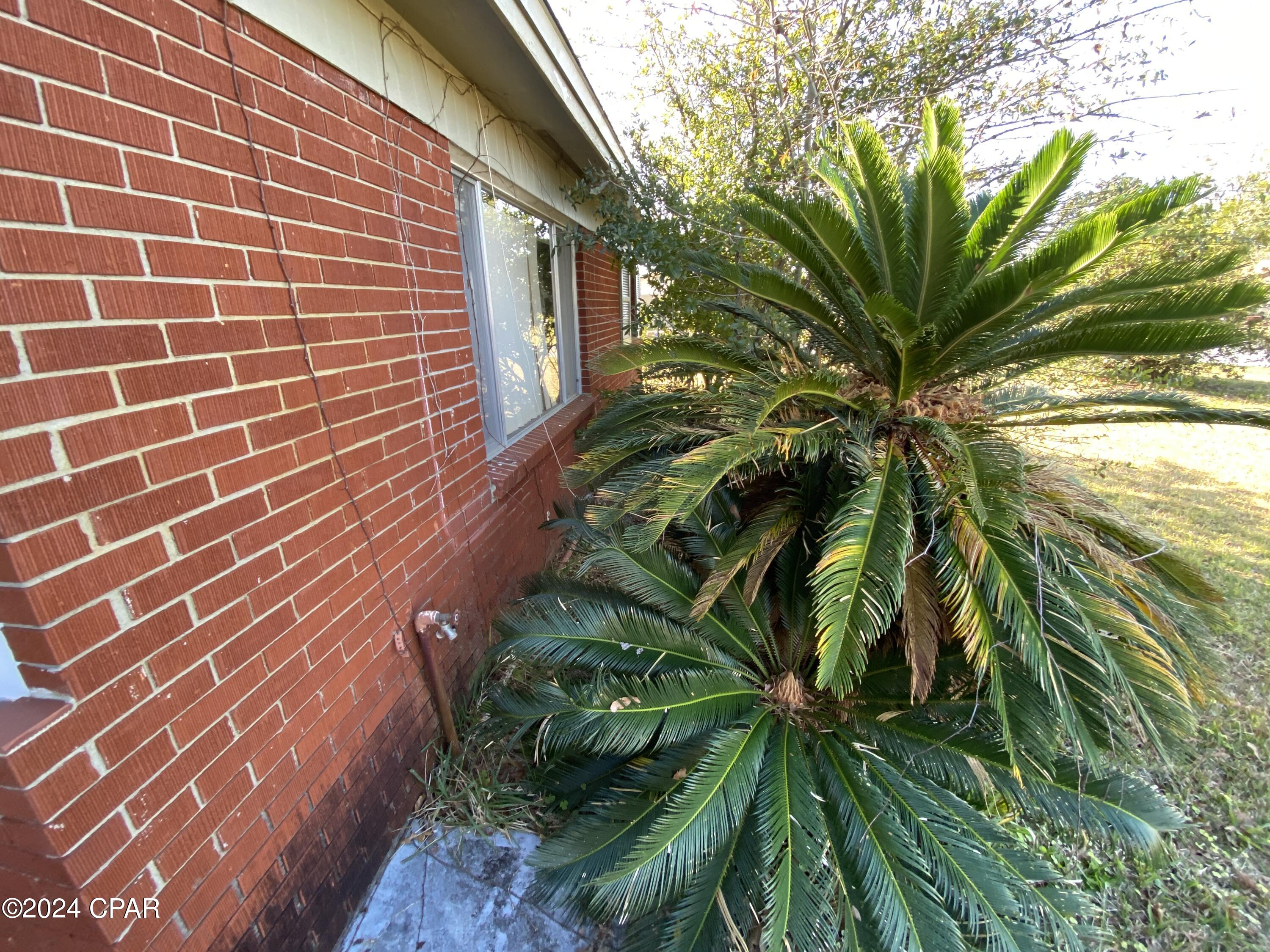 Bay Park Manor - Residential