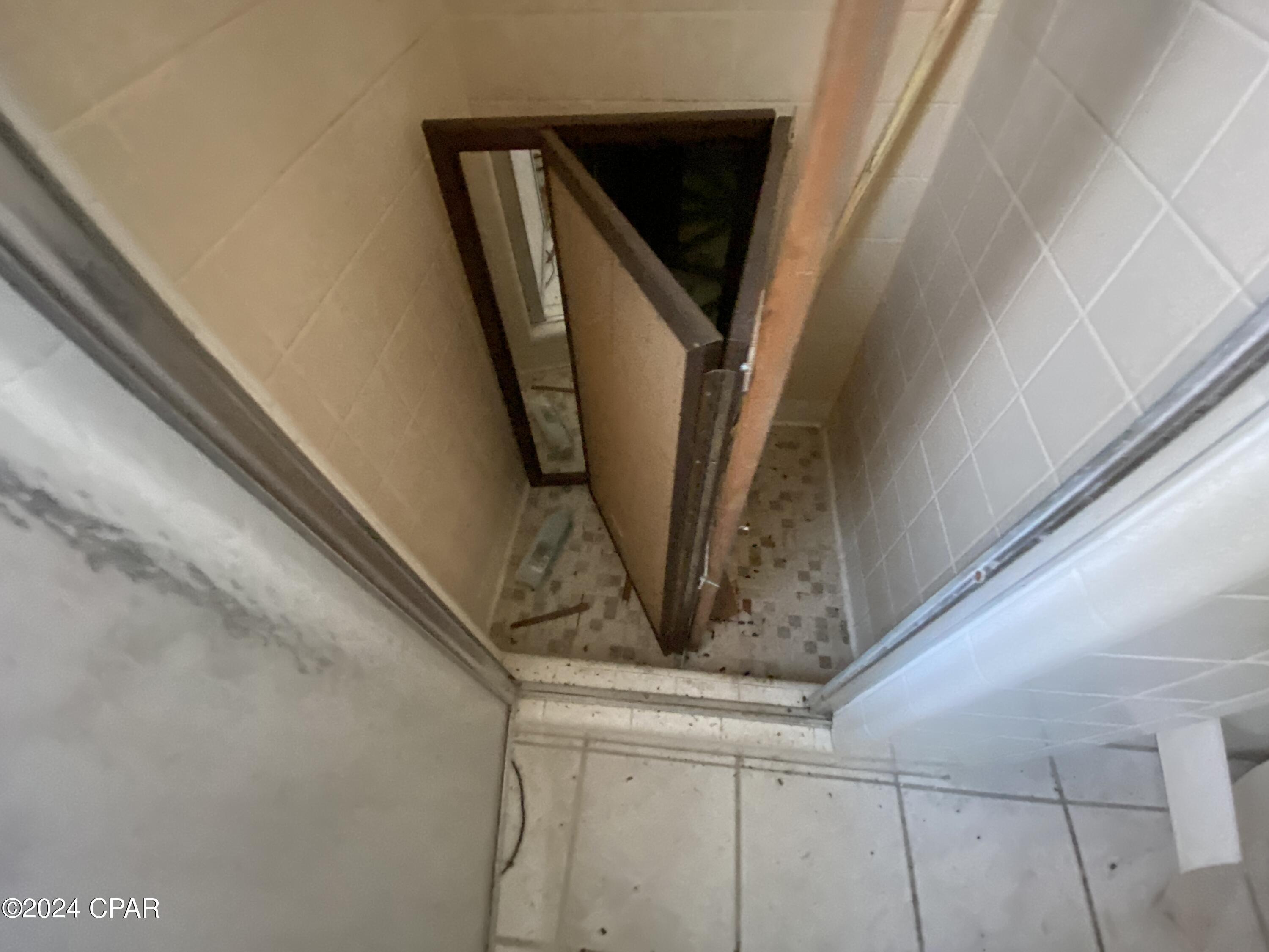 Bay Park Manor - Residential