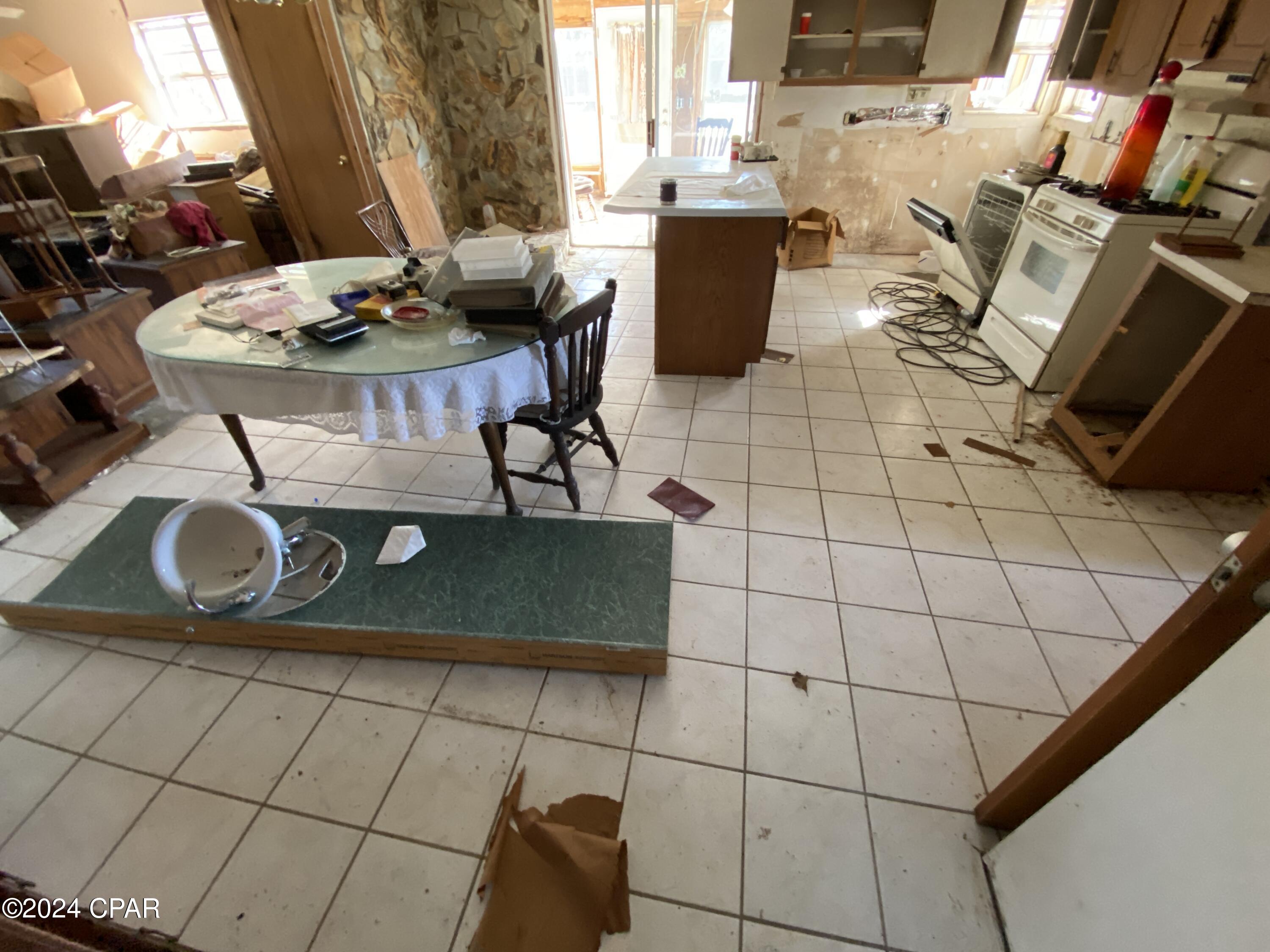 Bay Park Manor - Residential