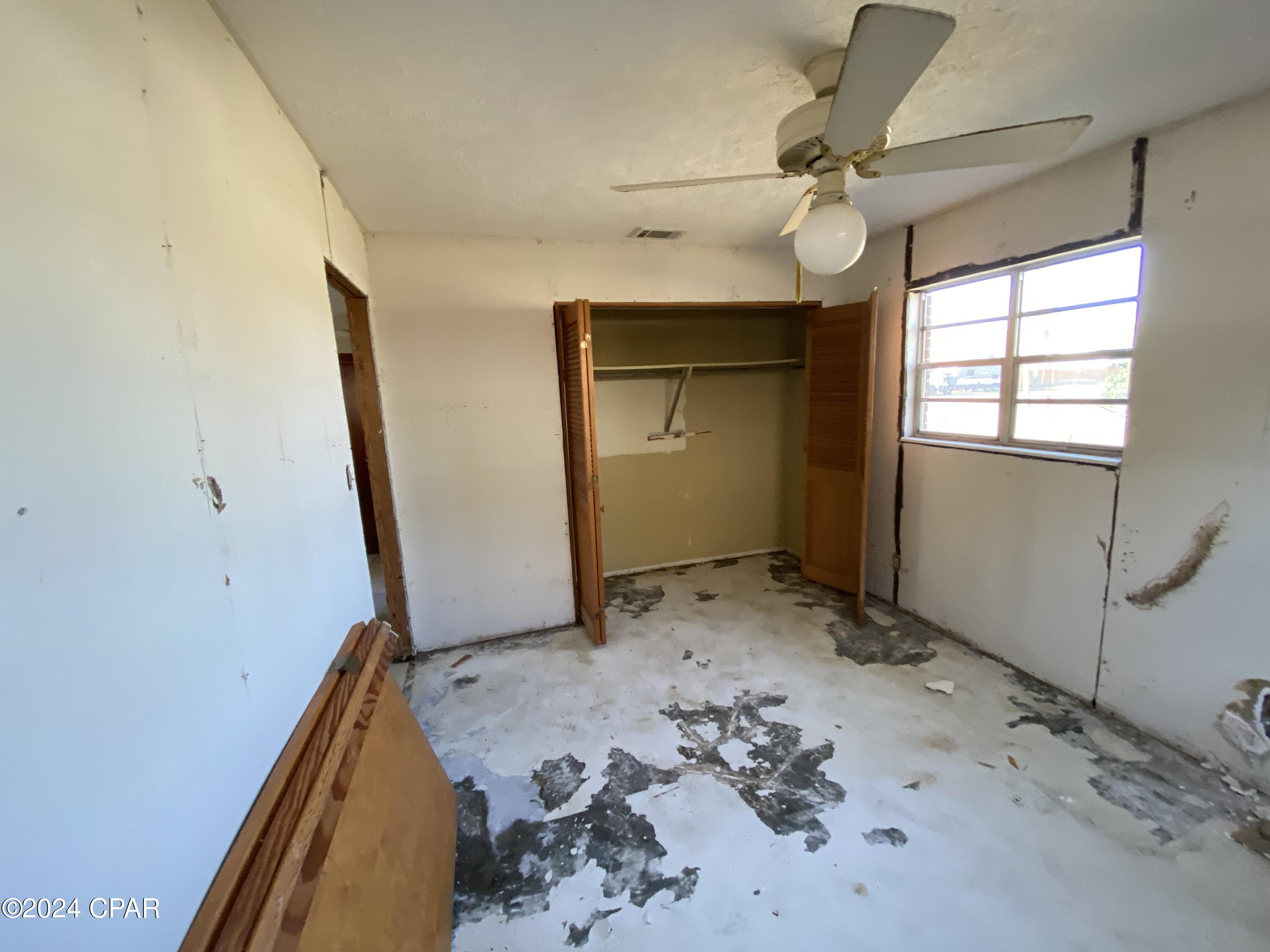 Bay Park Manor - Residential