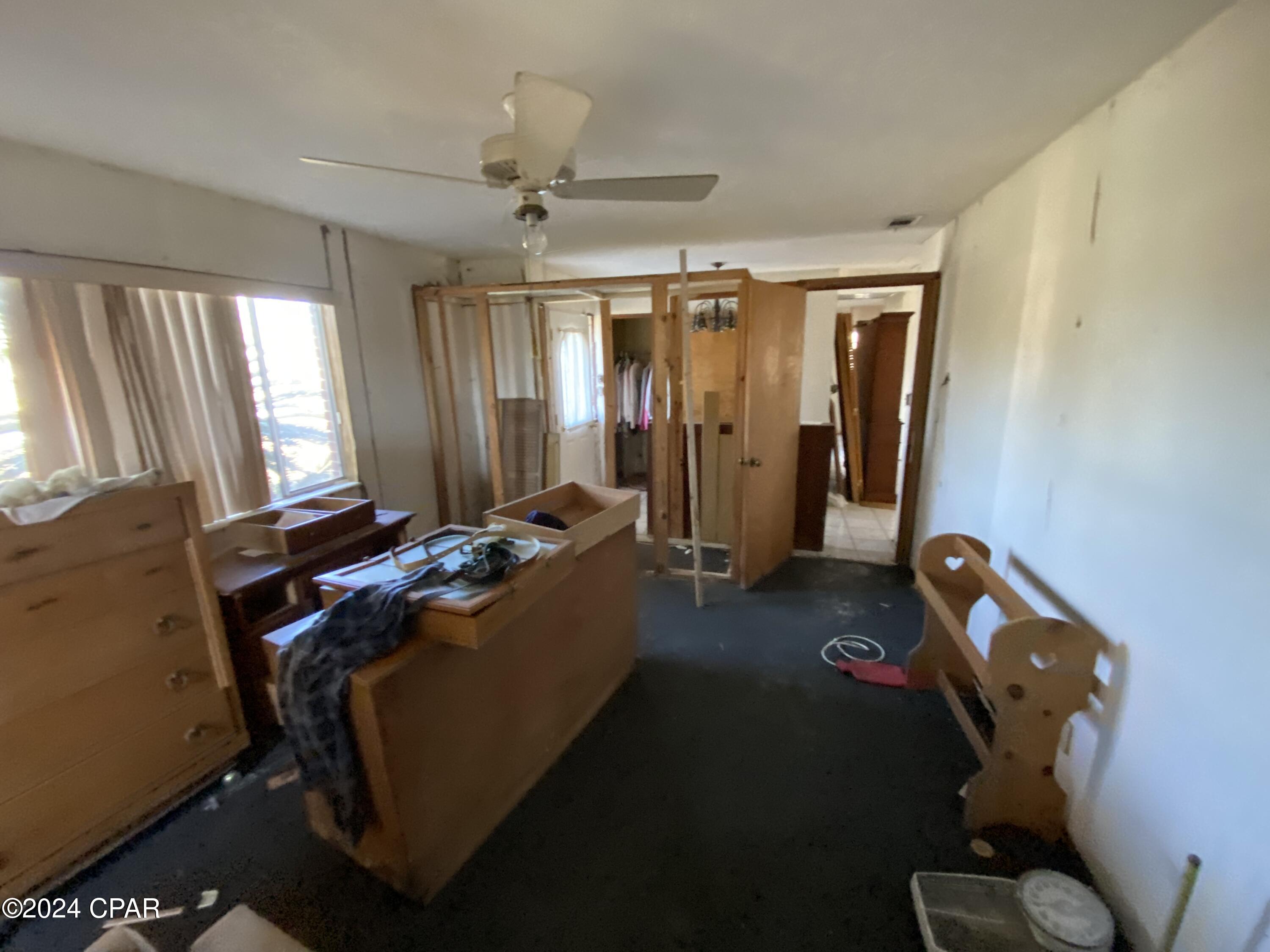 Bay Park Manor - Residential