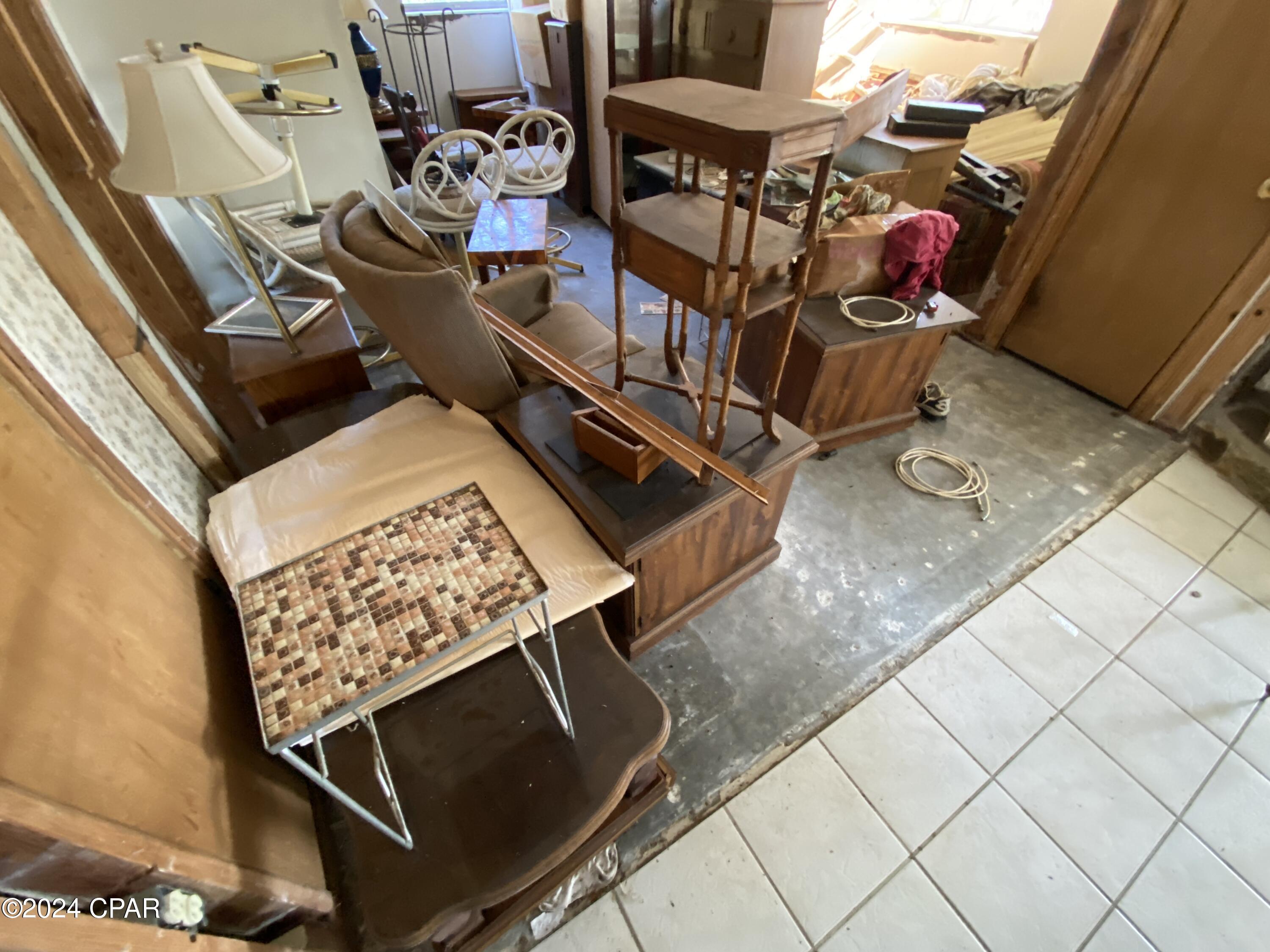 Bay Park Manor - Residential