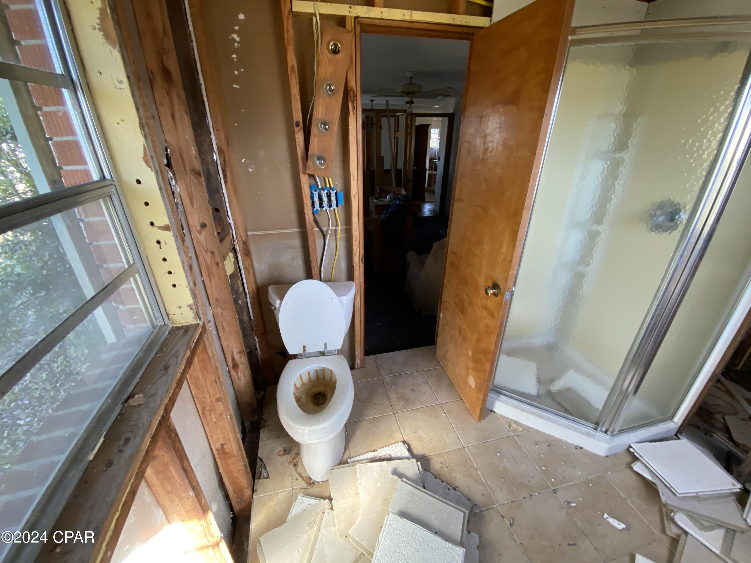 Bay Park Manor - Residential