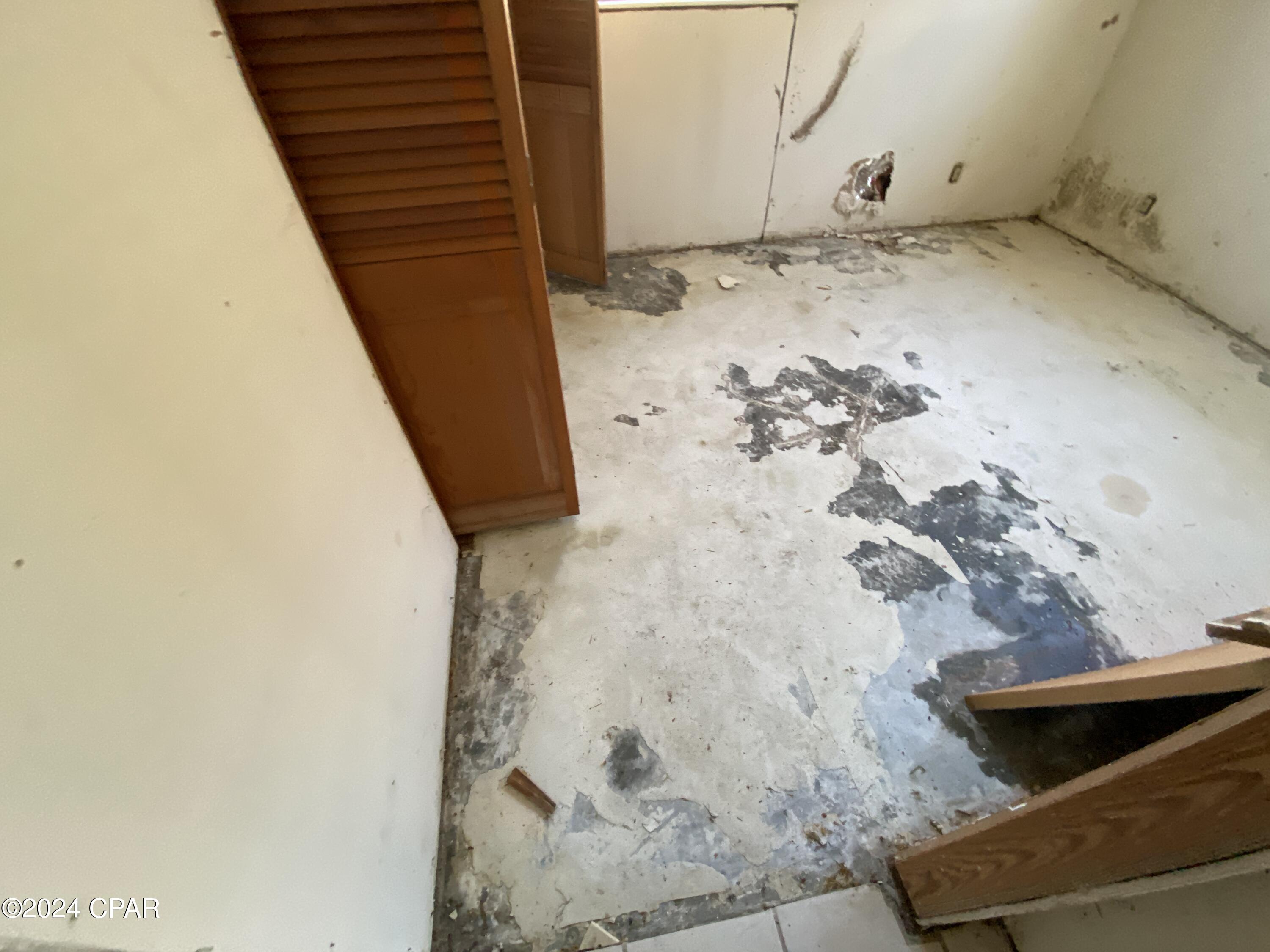 Bay Park Manor - Residential