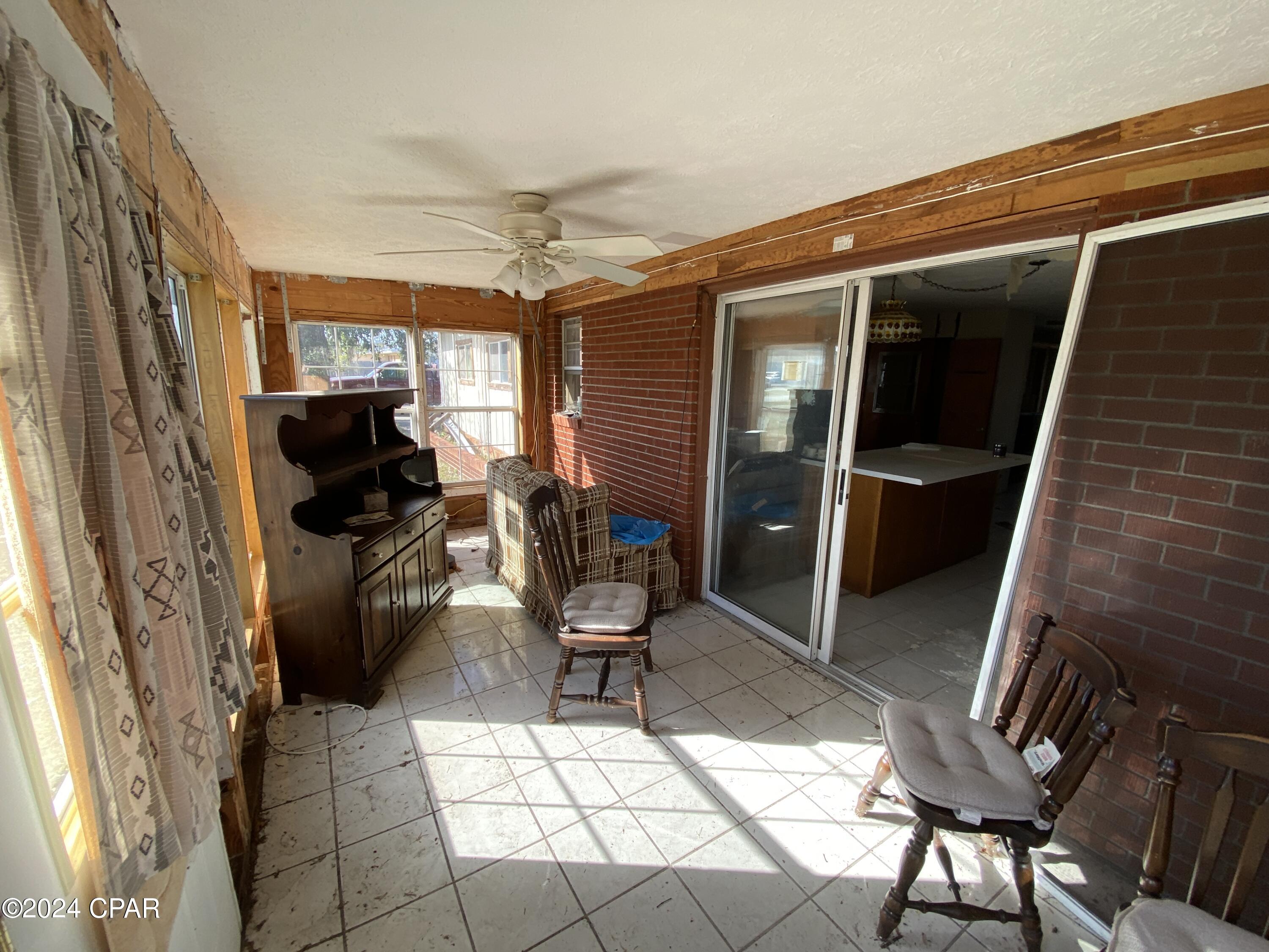 Bay Park Manor - Residential