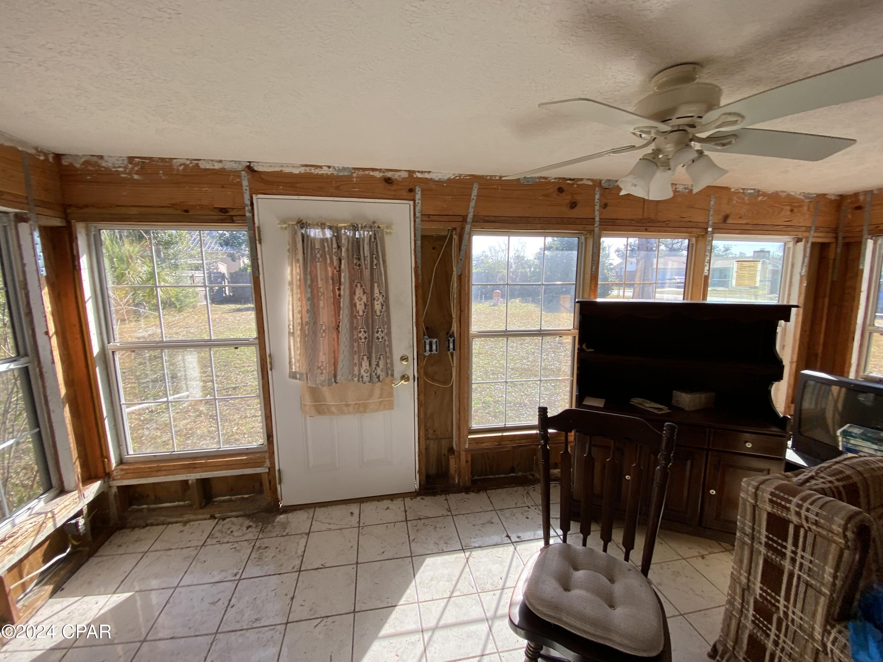 Bay Park Manor - Residential