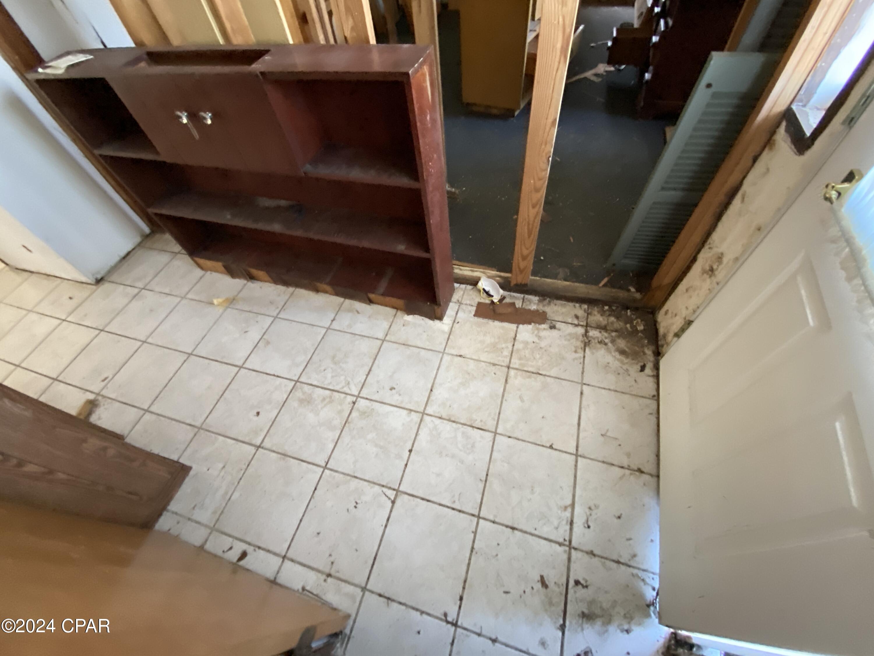 Bay Park Manor - Residential