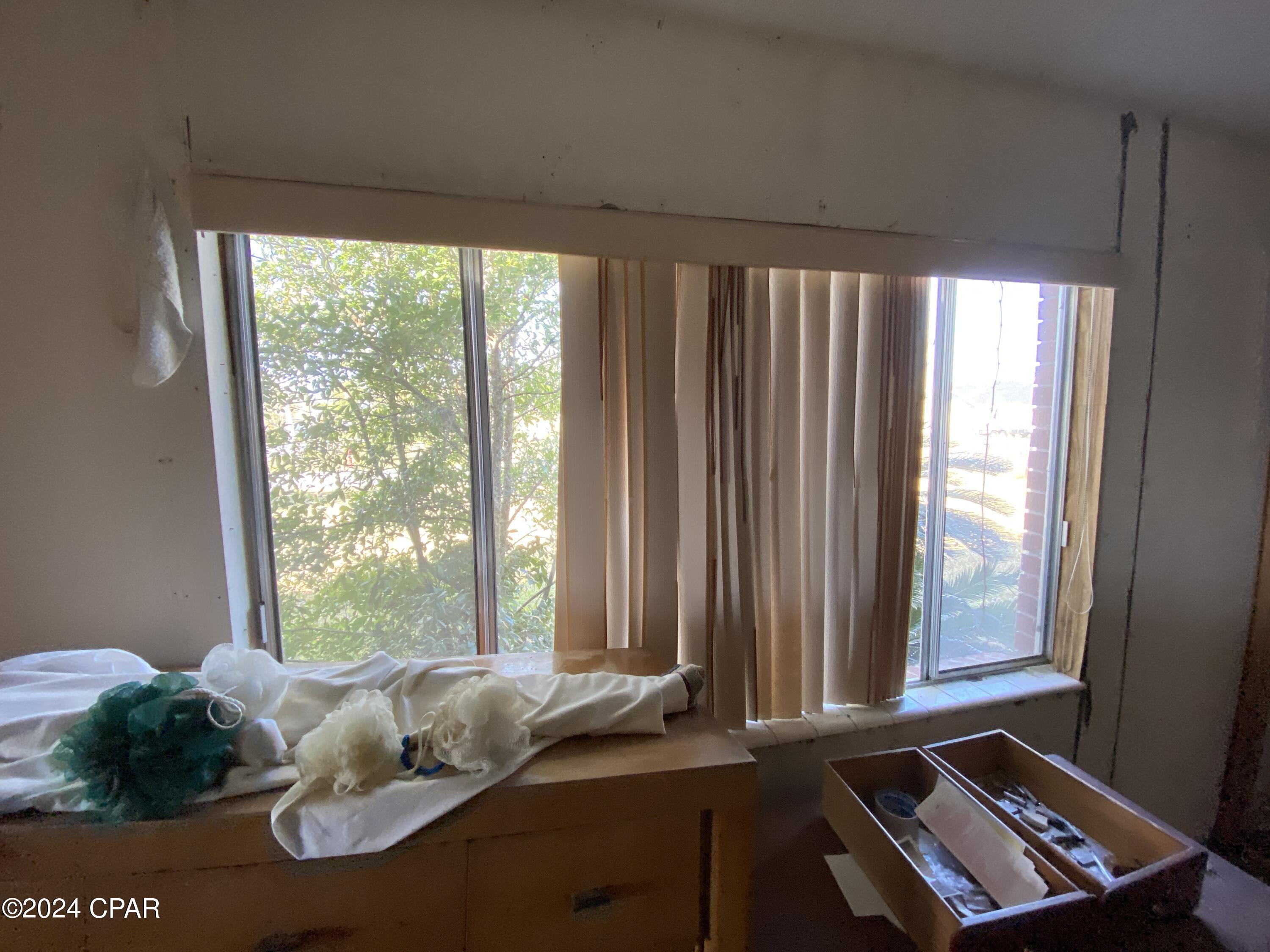 Bay Park Manor - Residential