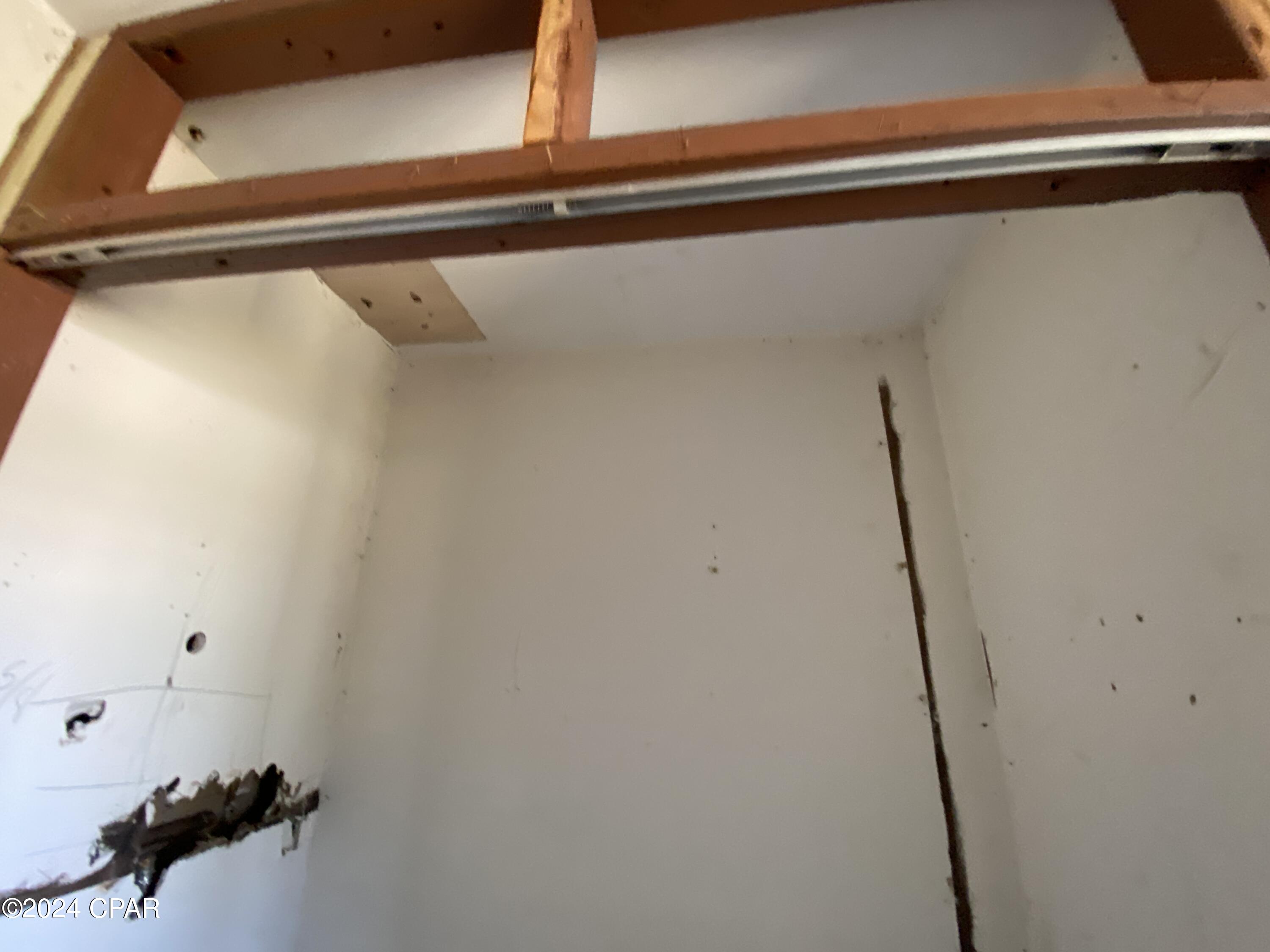 Bay Park Manor - Residential