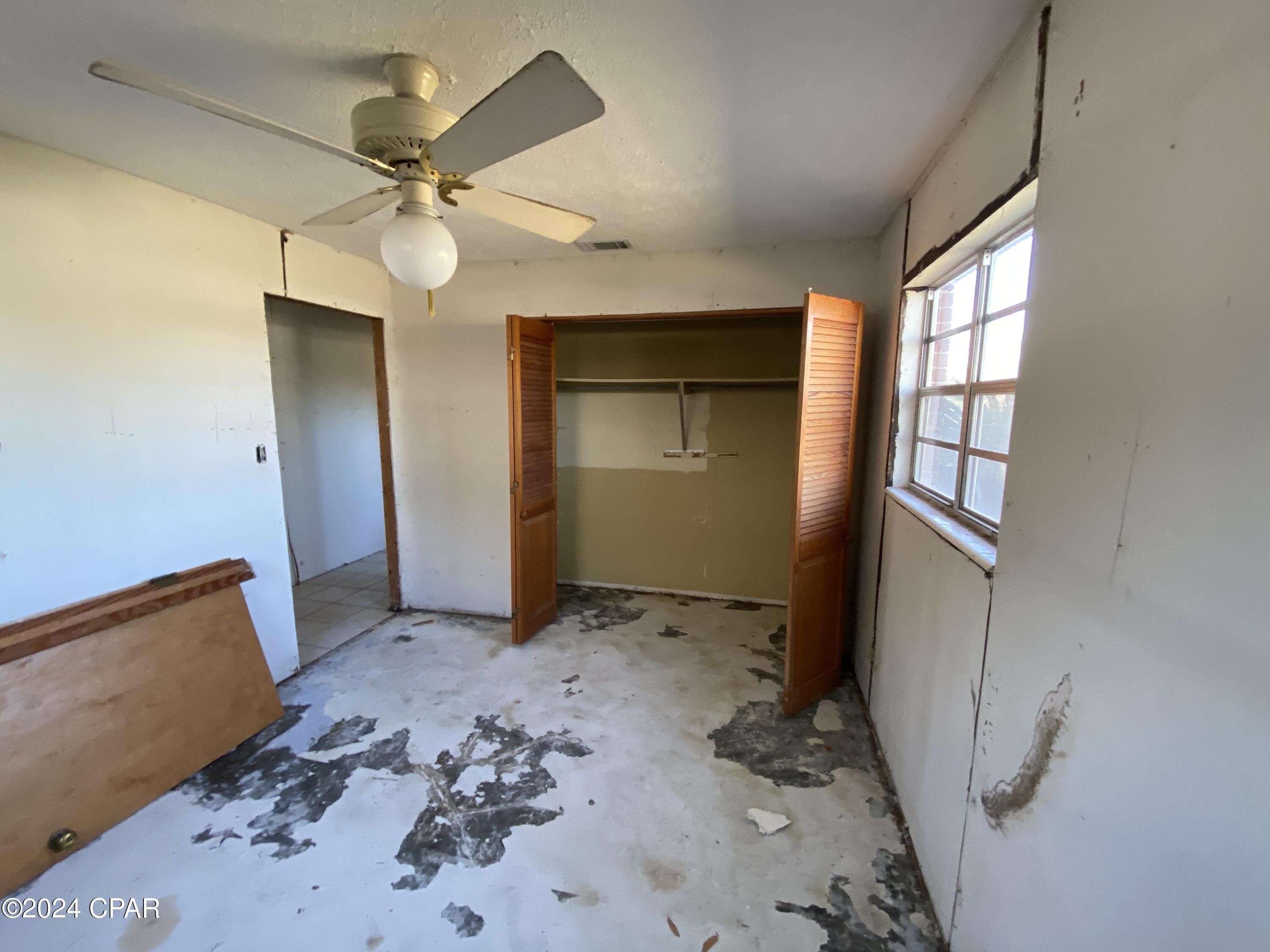 Bay Park Manor - Residential