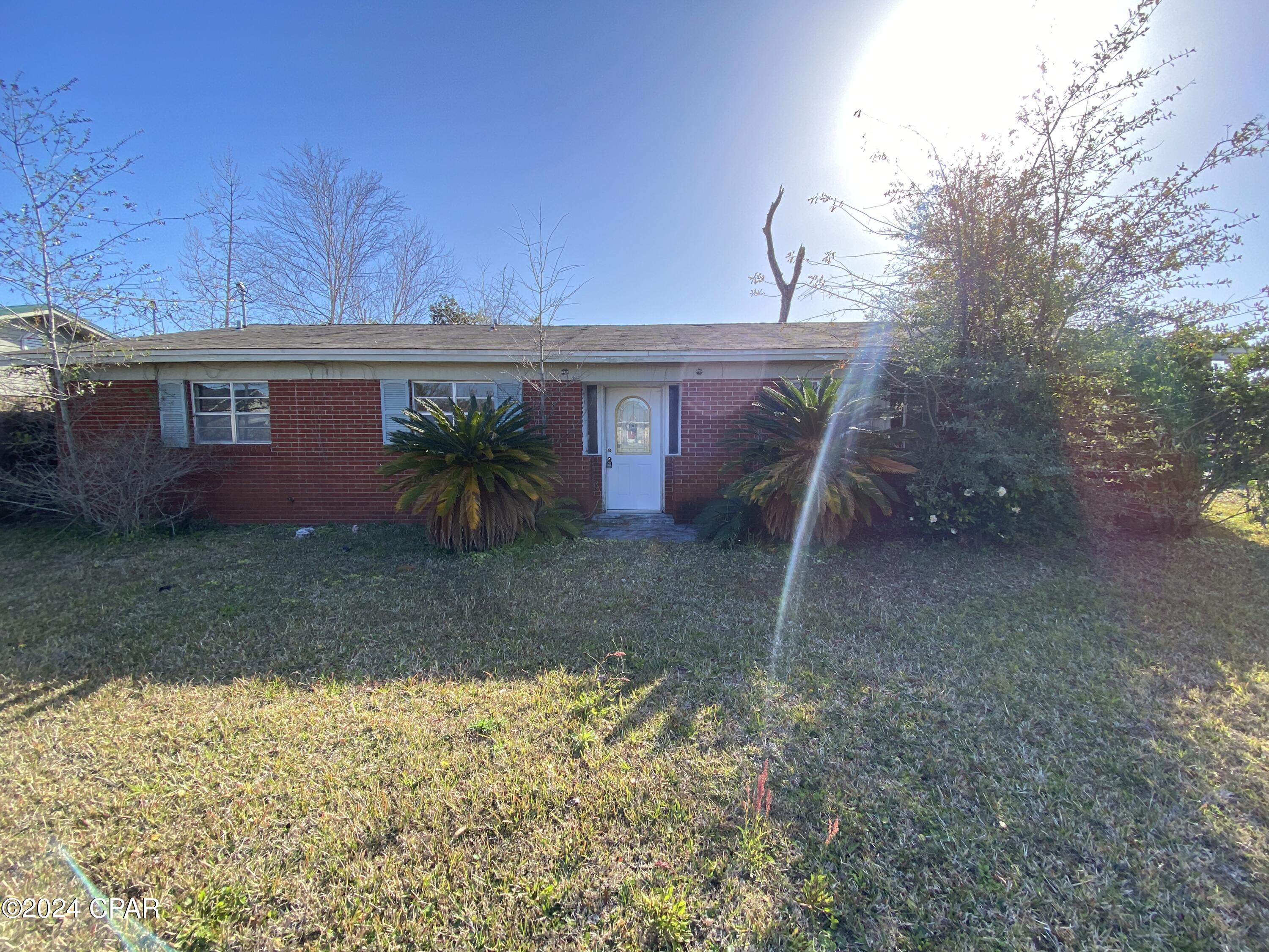 Bay Park Manor - Residential