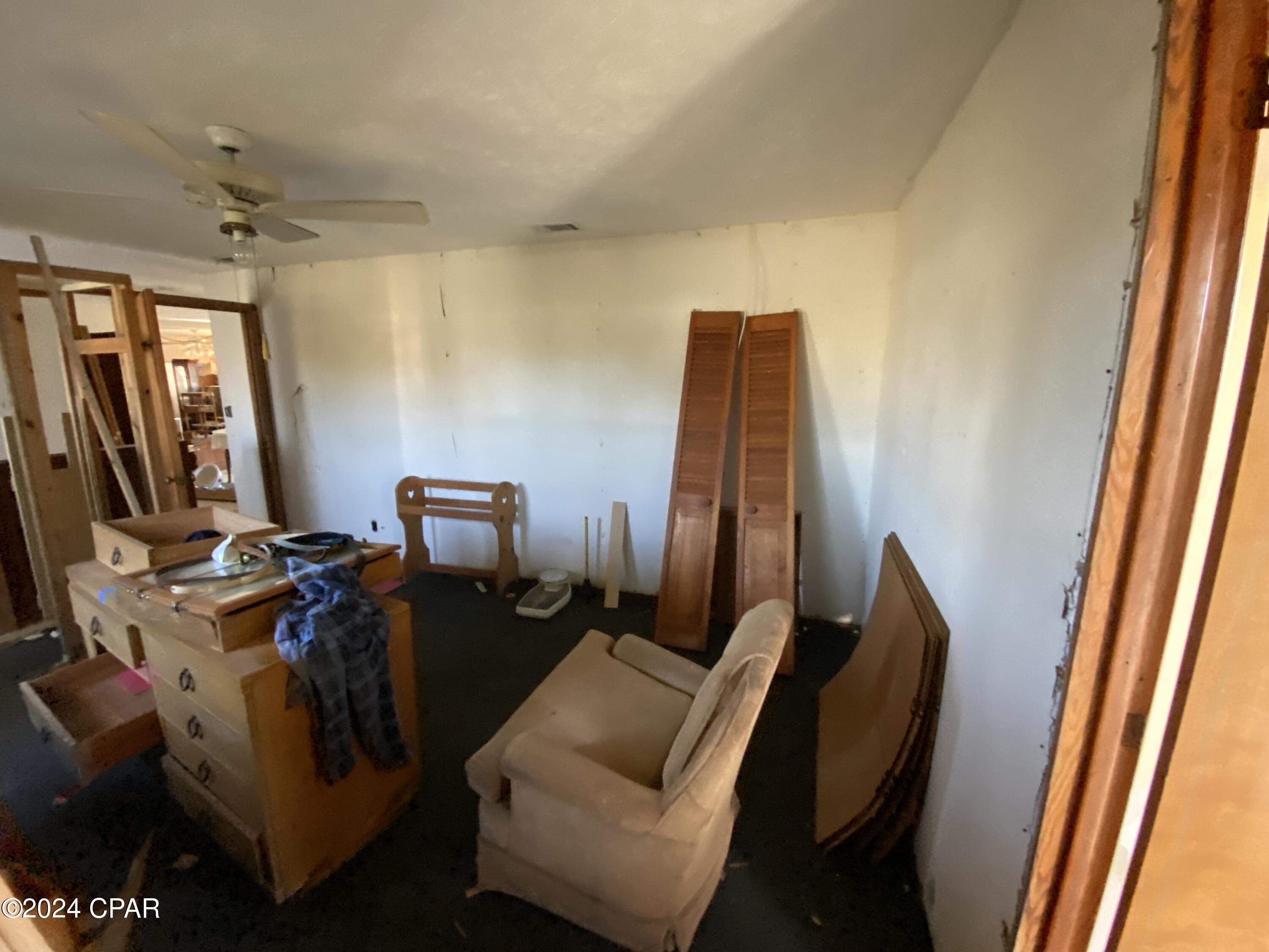 Bay Park Manor - Residential