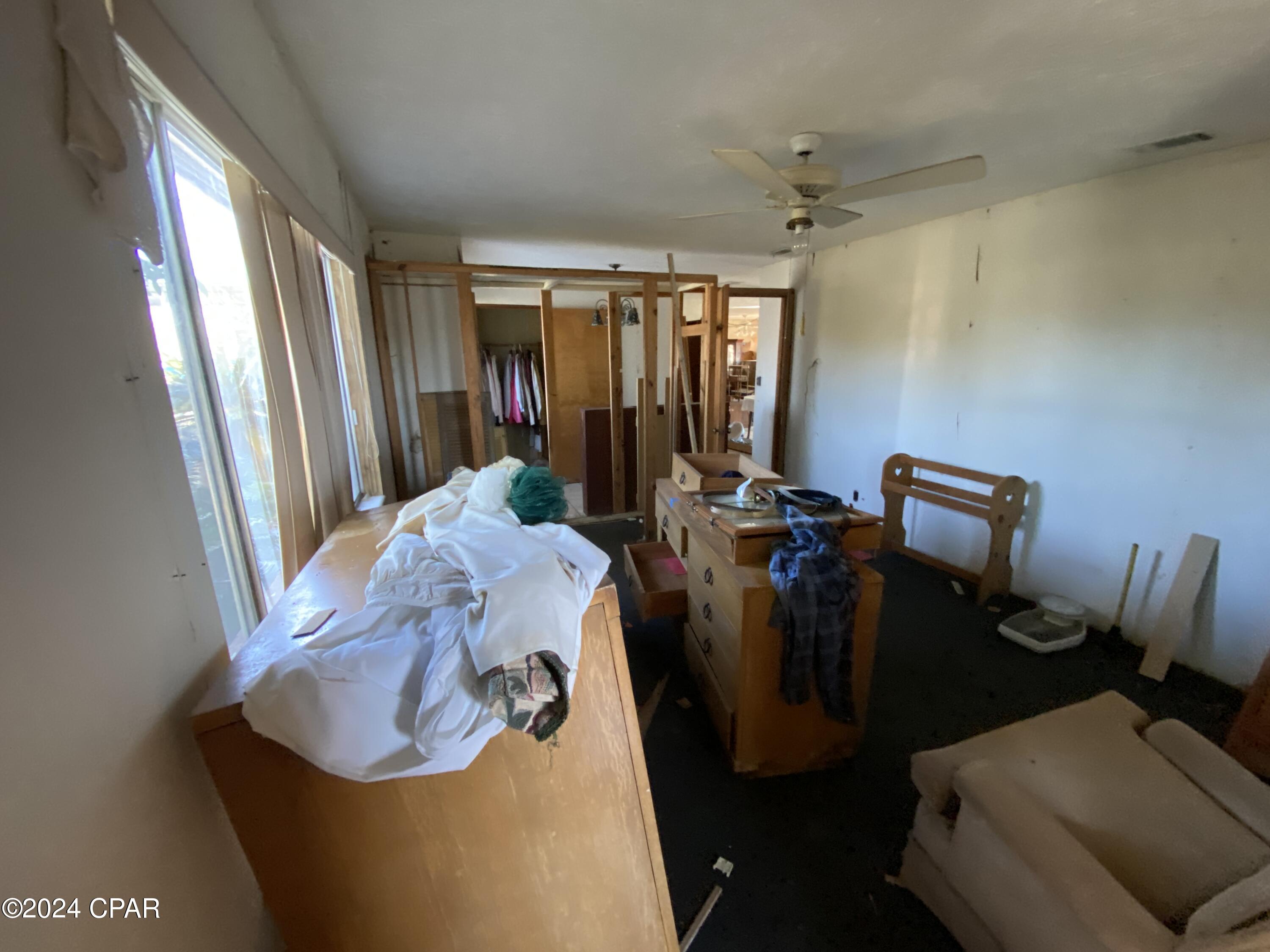 Bay Park Manor - Residential