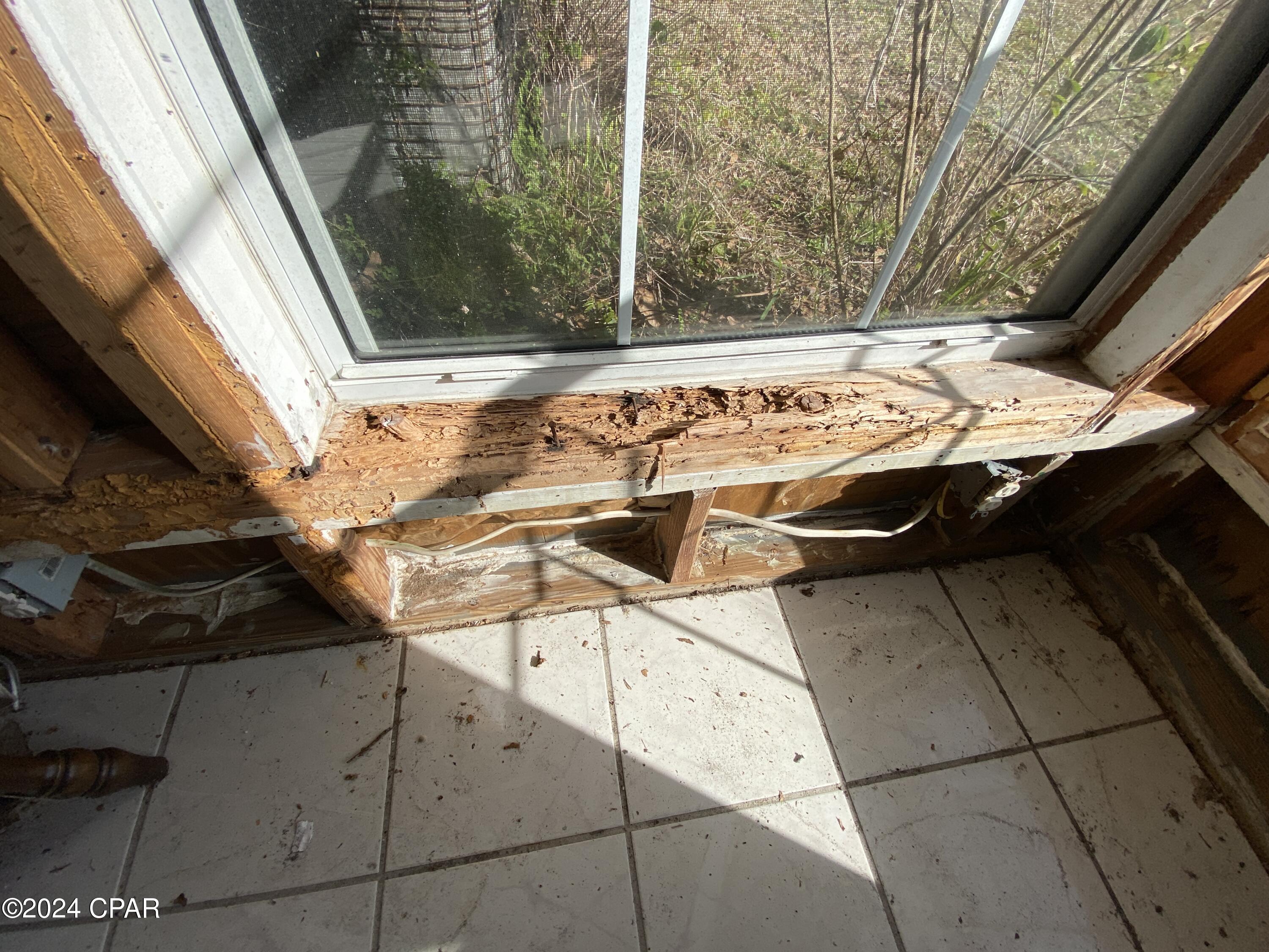 Bay Park Manor - Residential