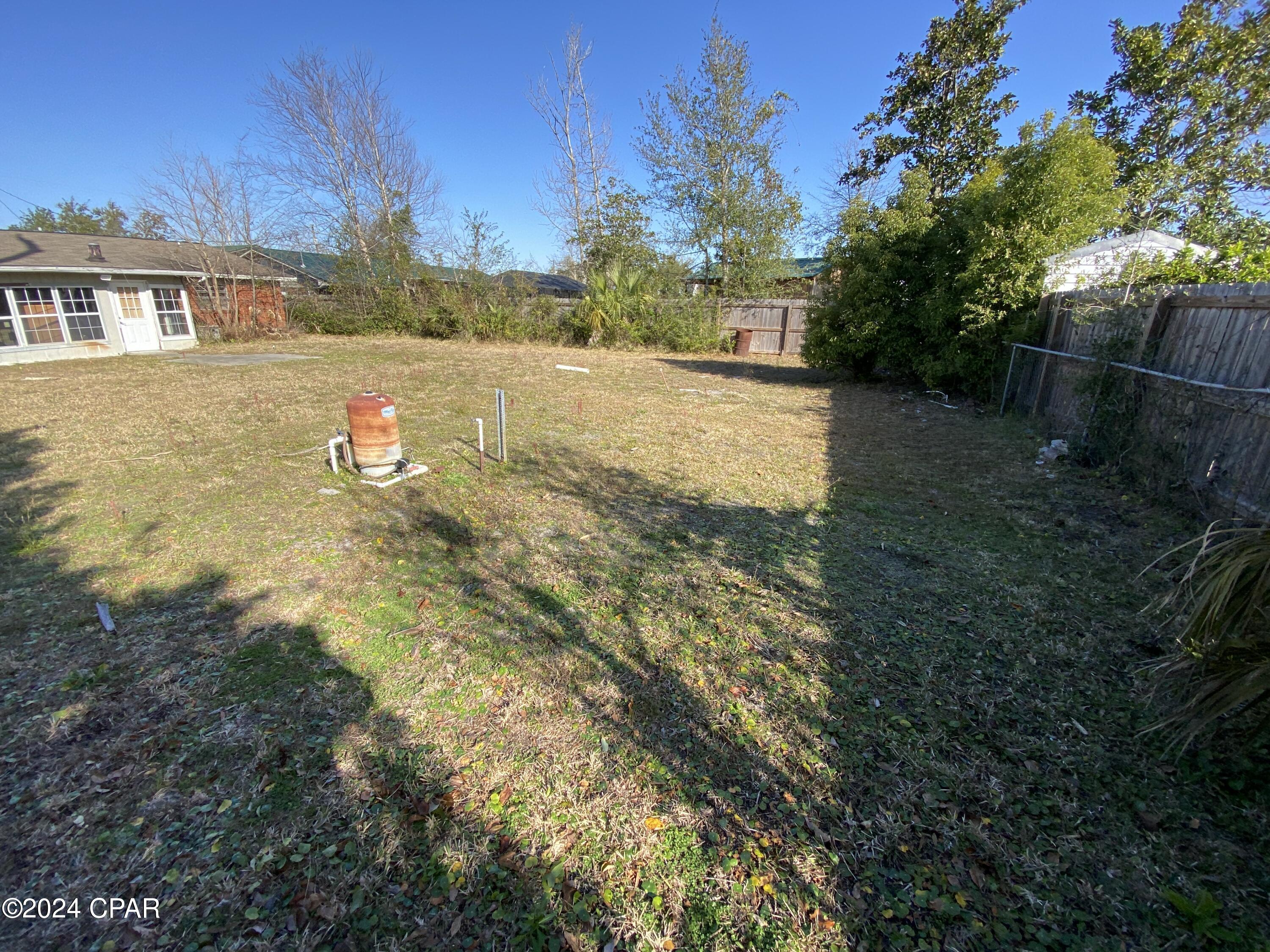 Bay Park Manor - Residential