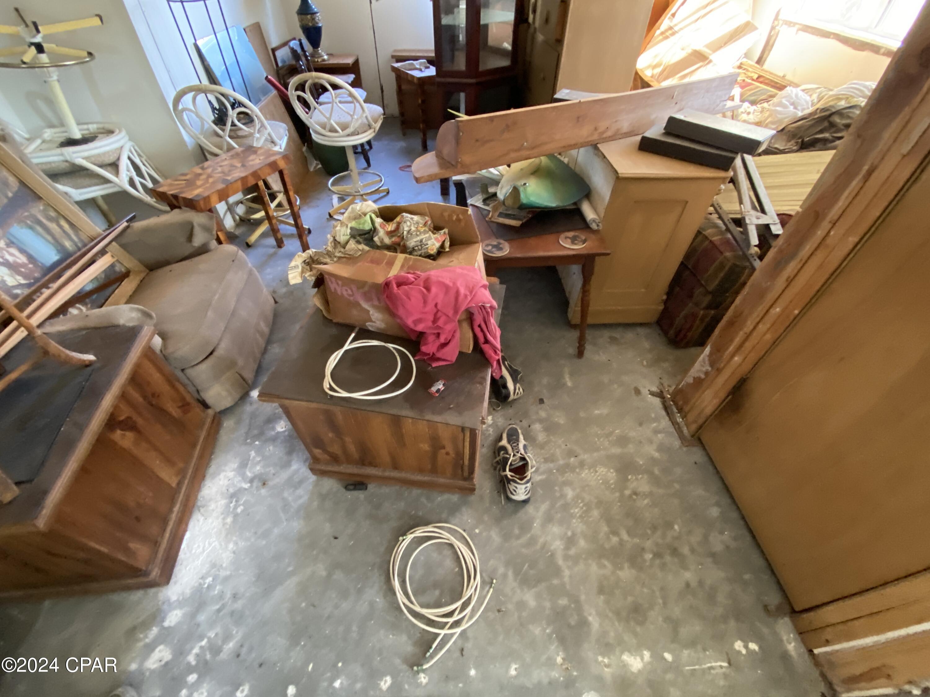 Bay Park Manor - Residential