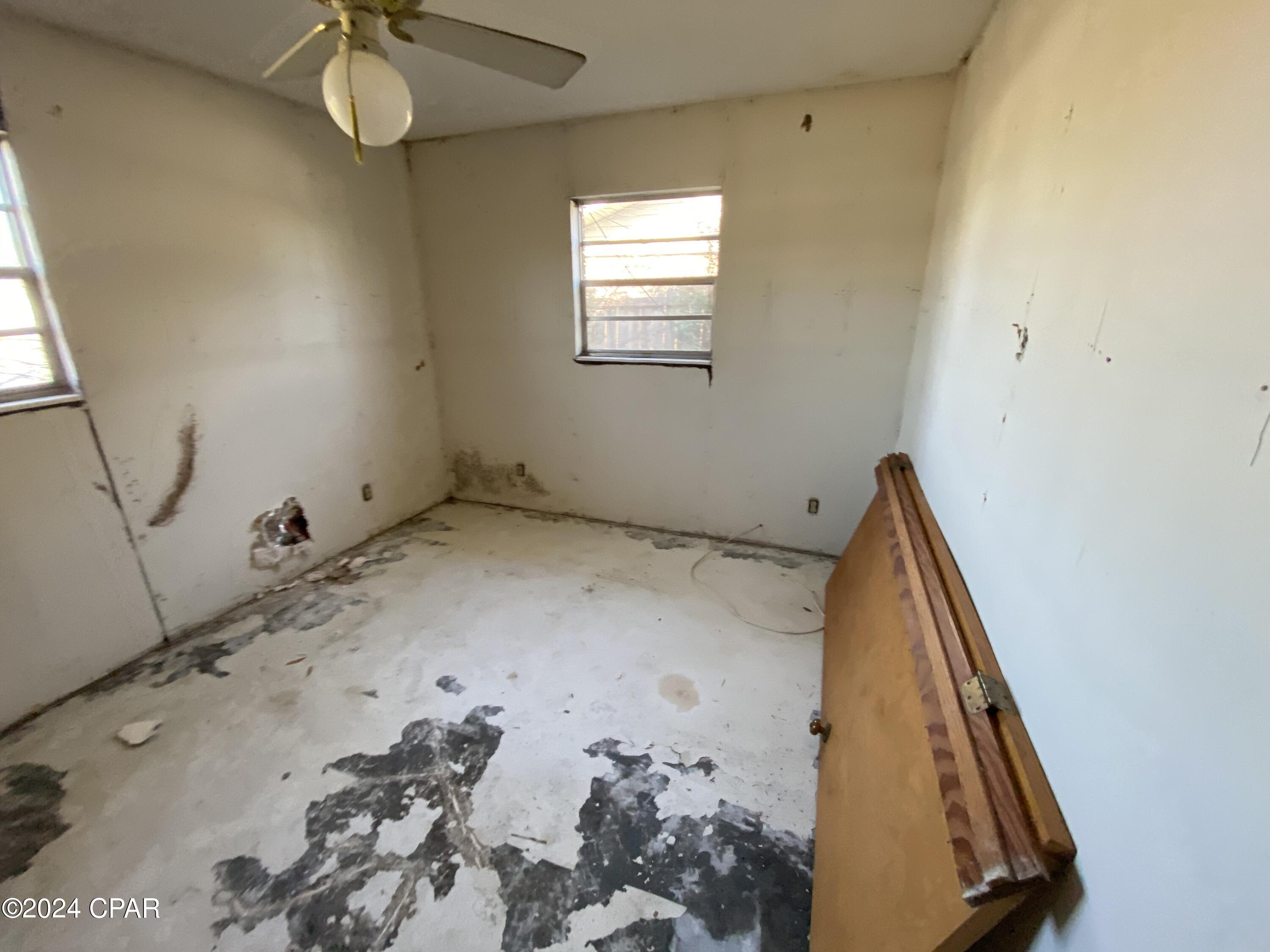 Bay Park Manor - Residential