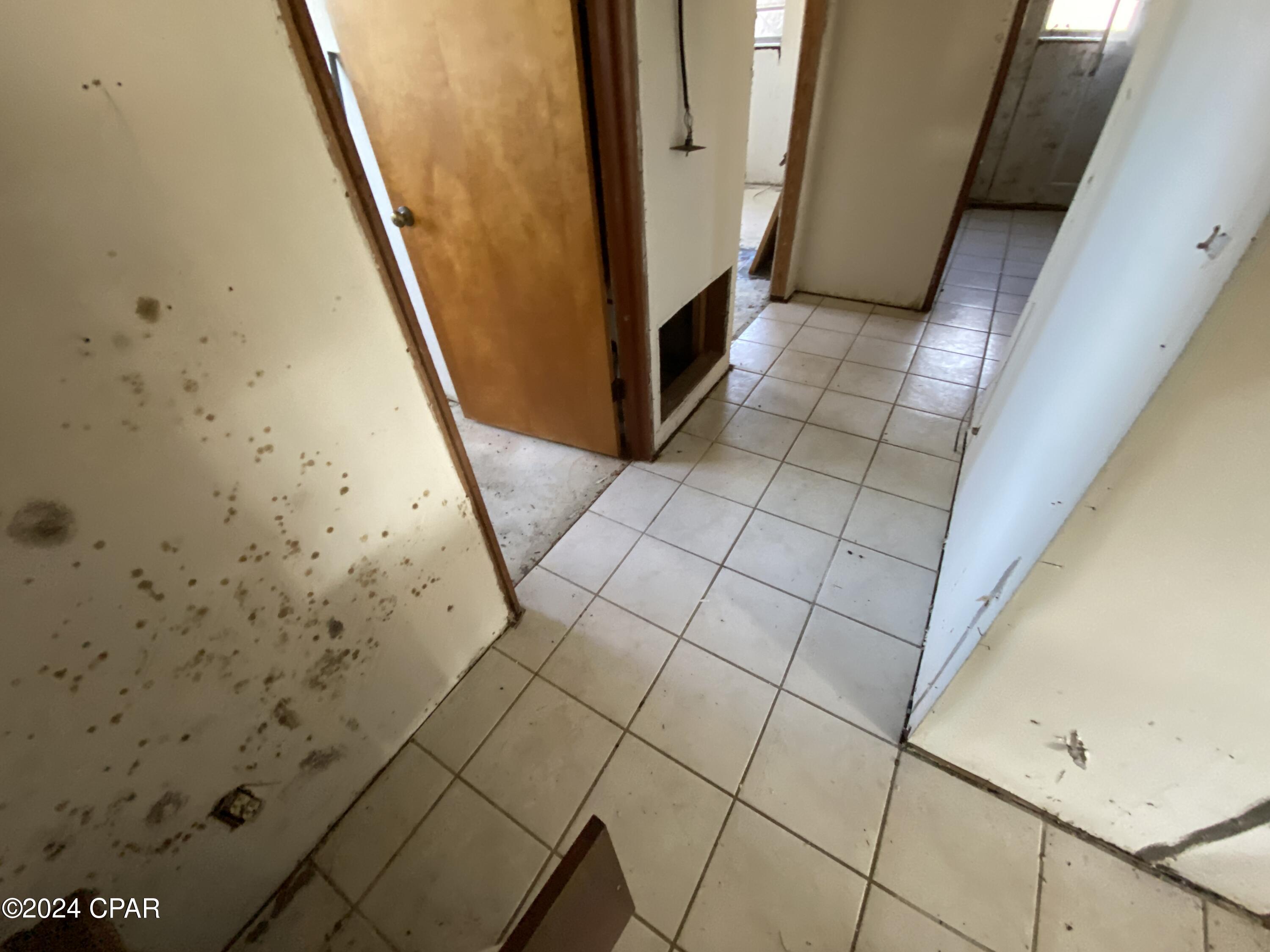 Bay Park Manor - Residential