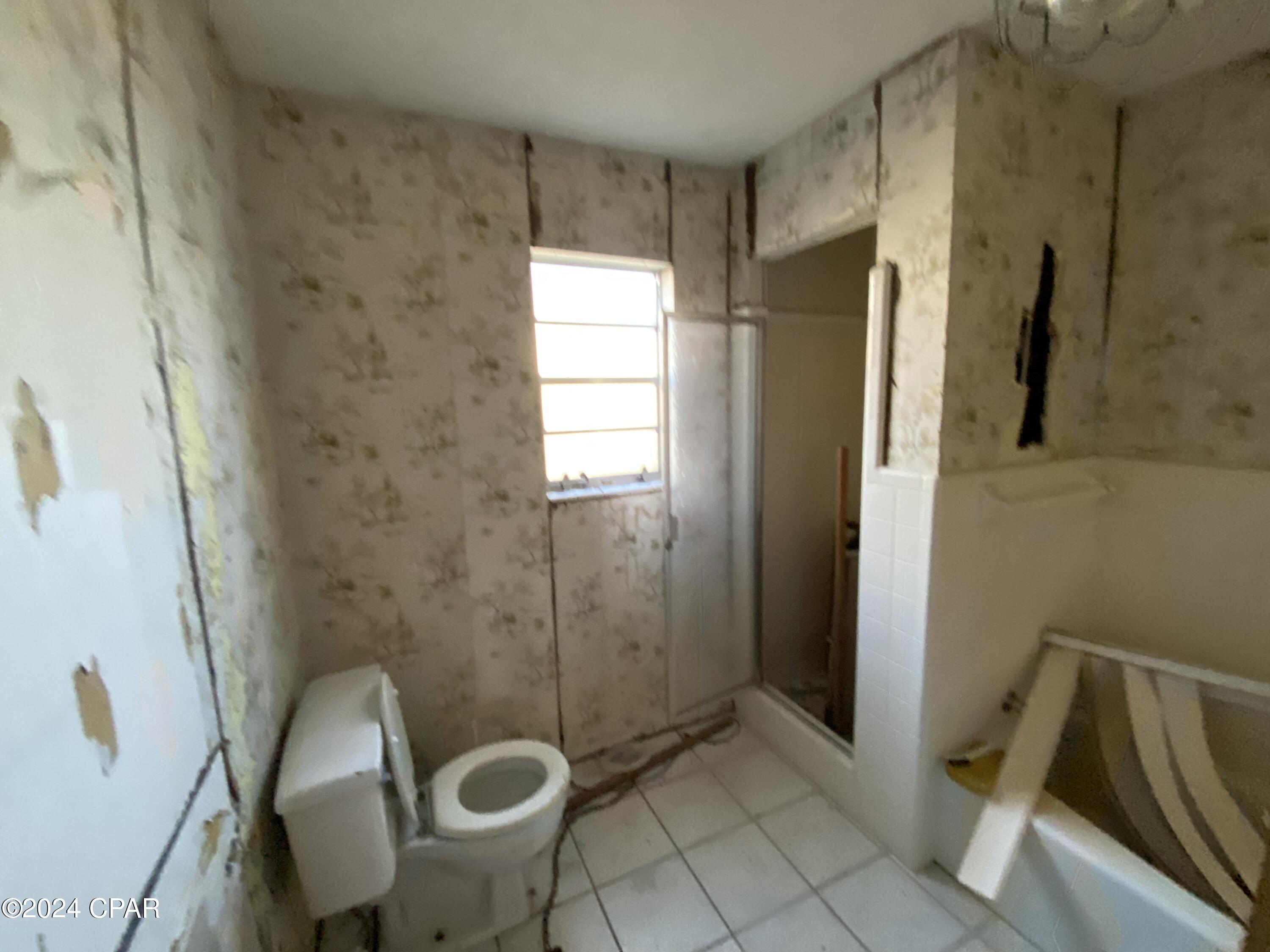 Bay Park Manor - Residential