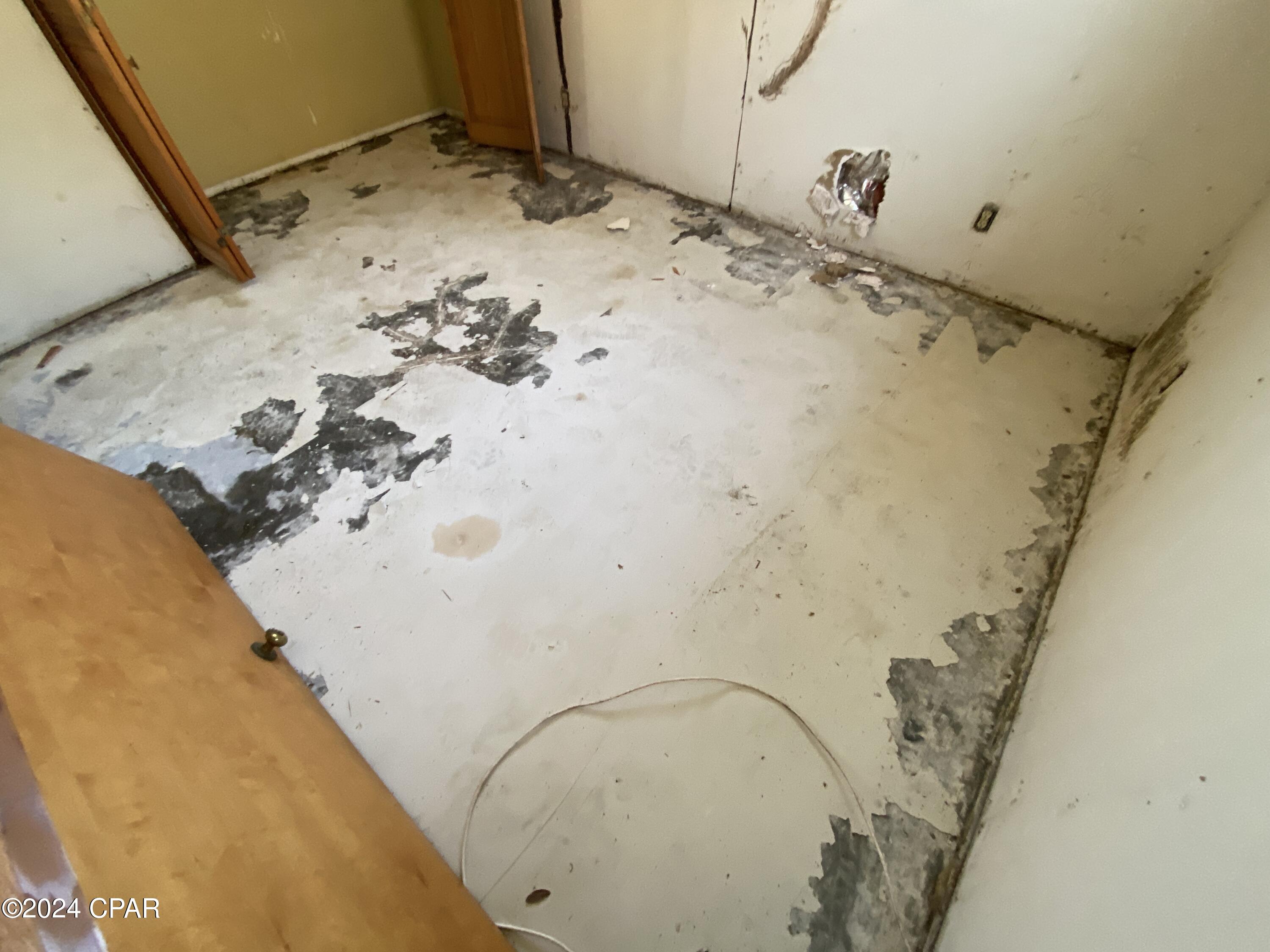 Bay Park Manor - Residential