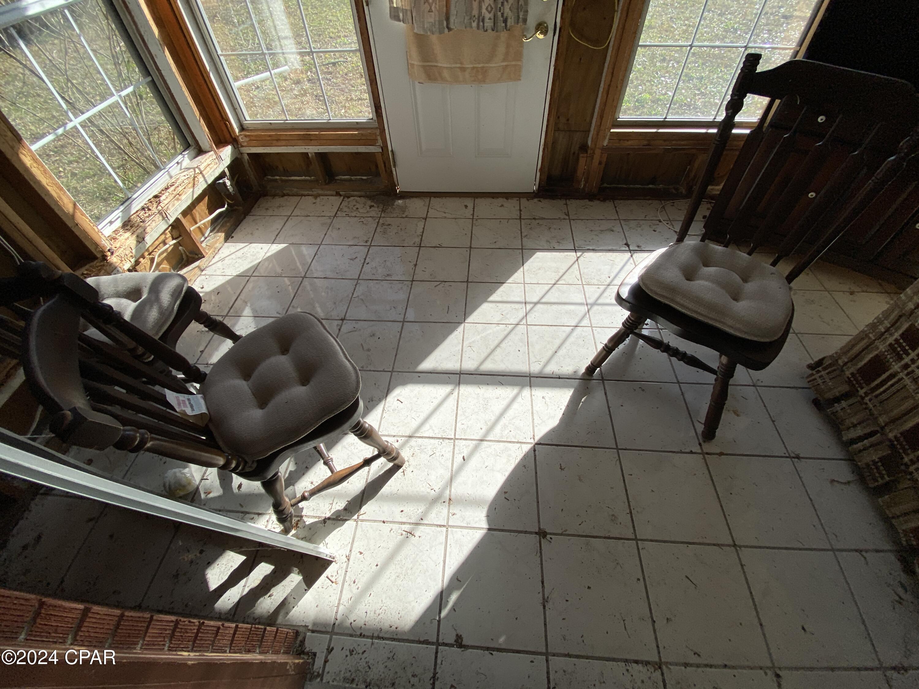 Bay Park Manor - Residential