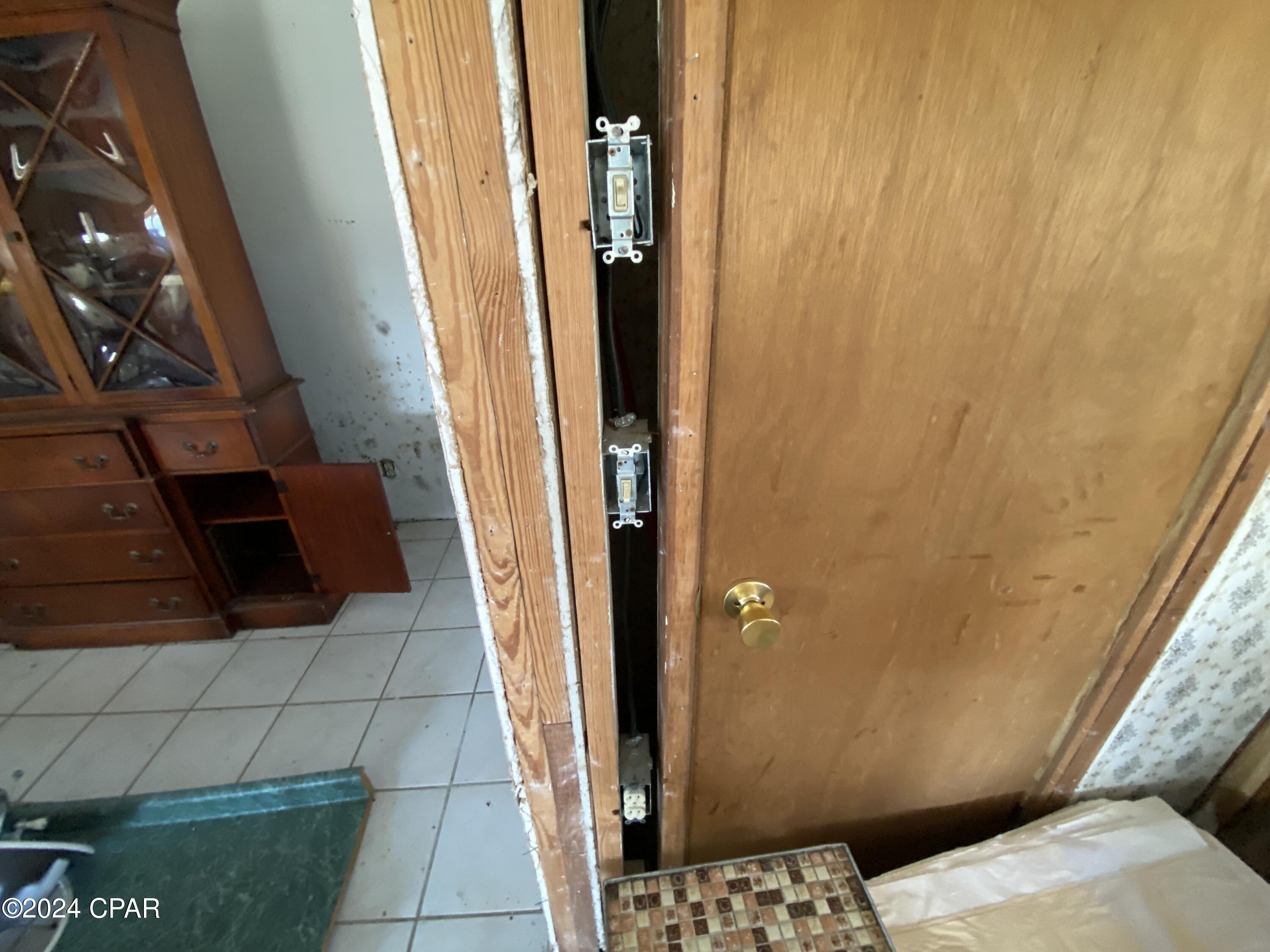 Bay Park Manor - Residential