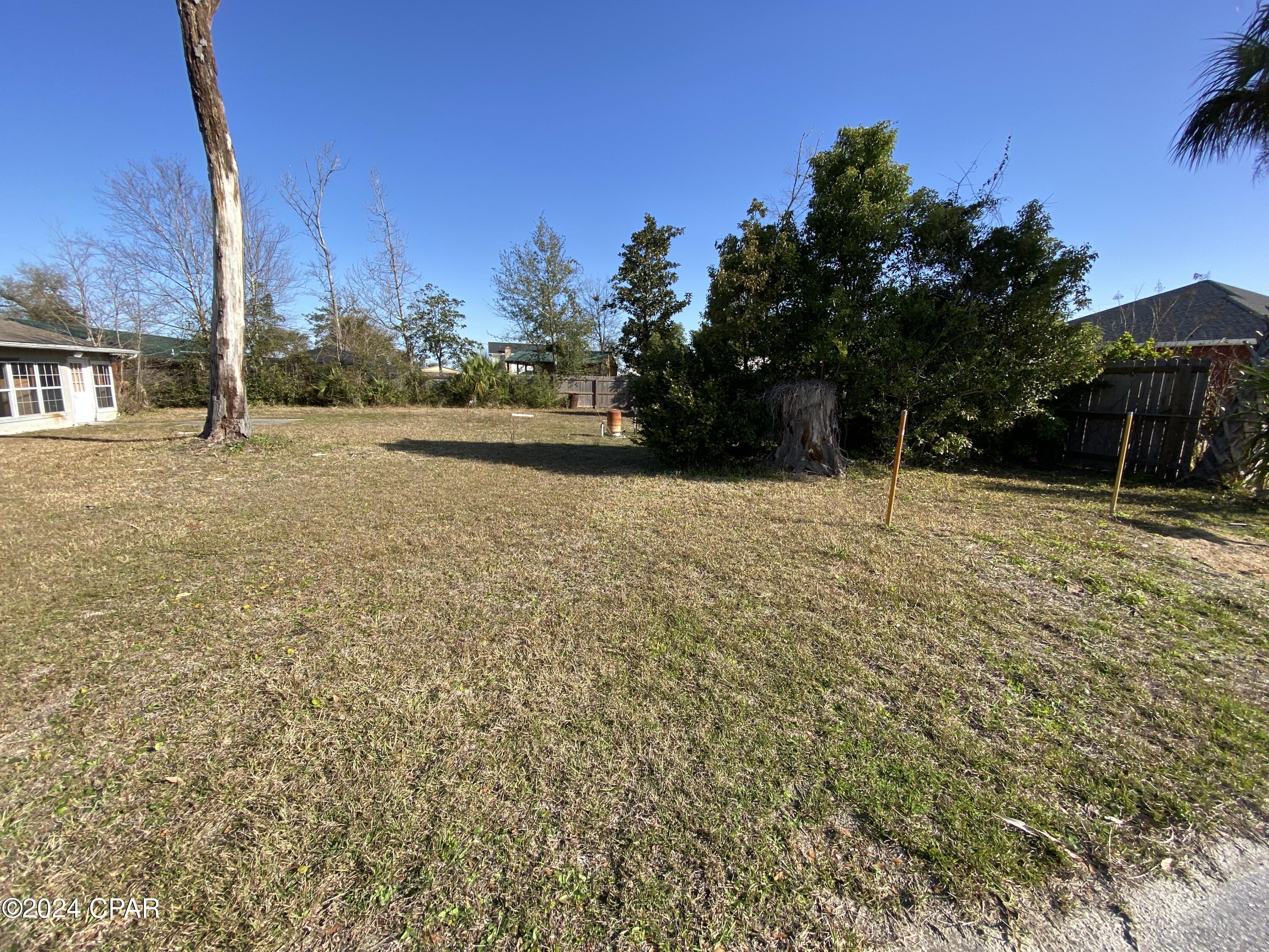 Bay Park Manor - Residential