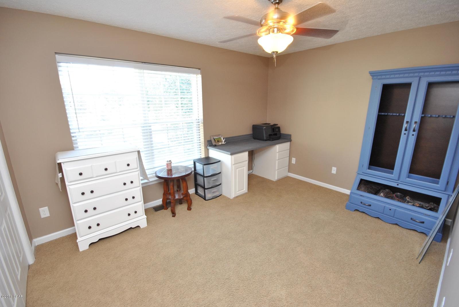 North Lagoon Oaks - Residential