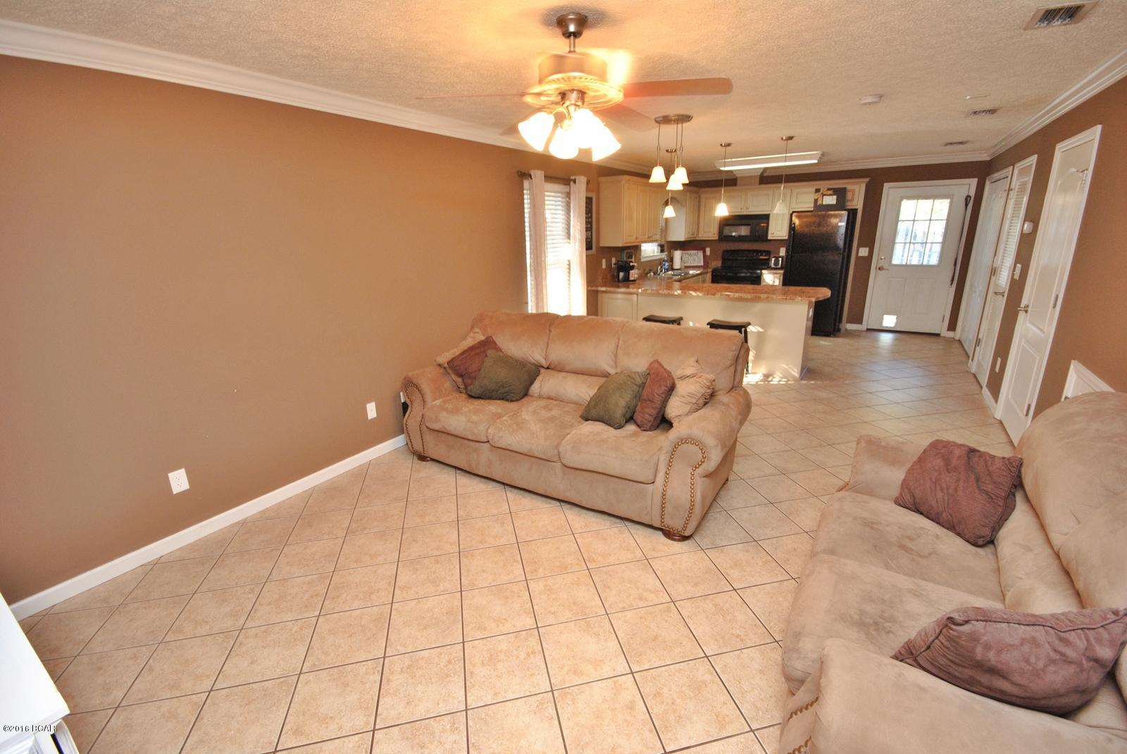 North Lagoon Oaks - Residential