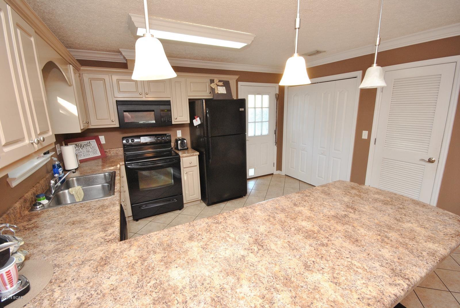 North Lagoon Oaks - Residential