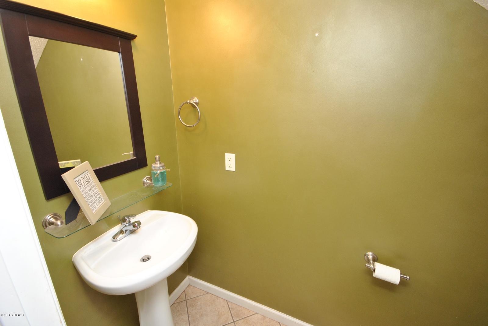 North Lagoon Oaks - Residential