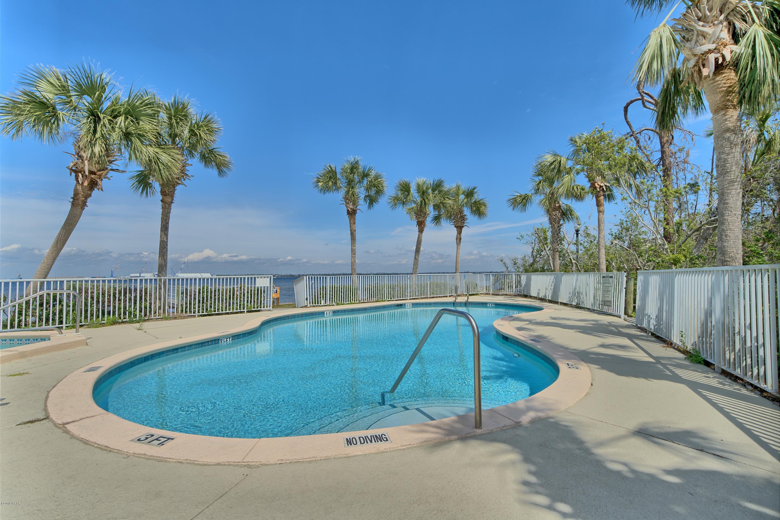 Pelican Bay - Residential