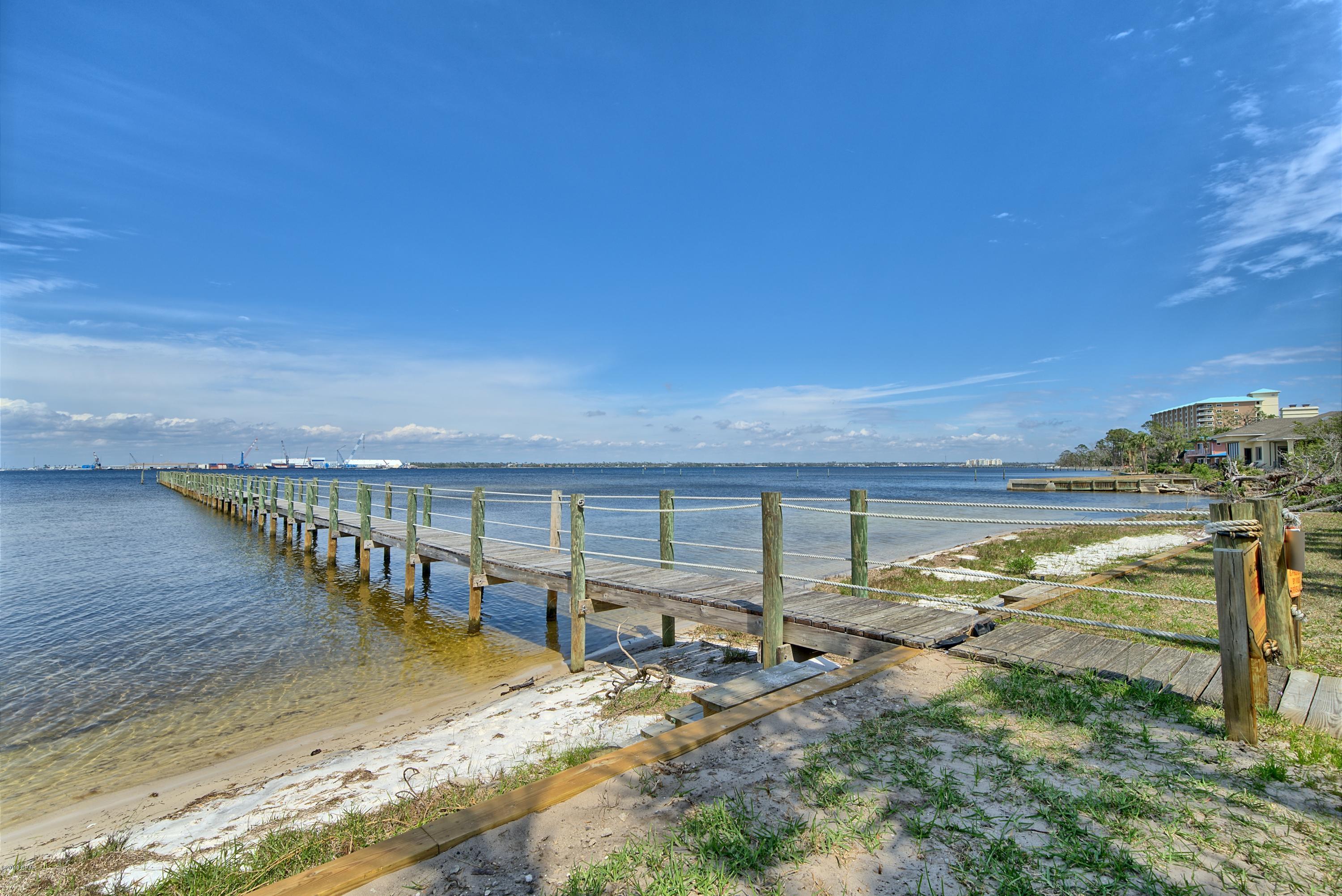 Pelican Bay - Residential