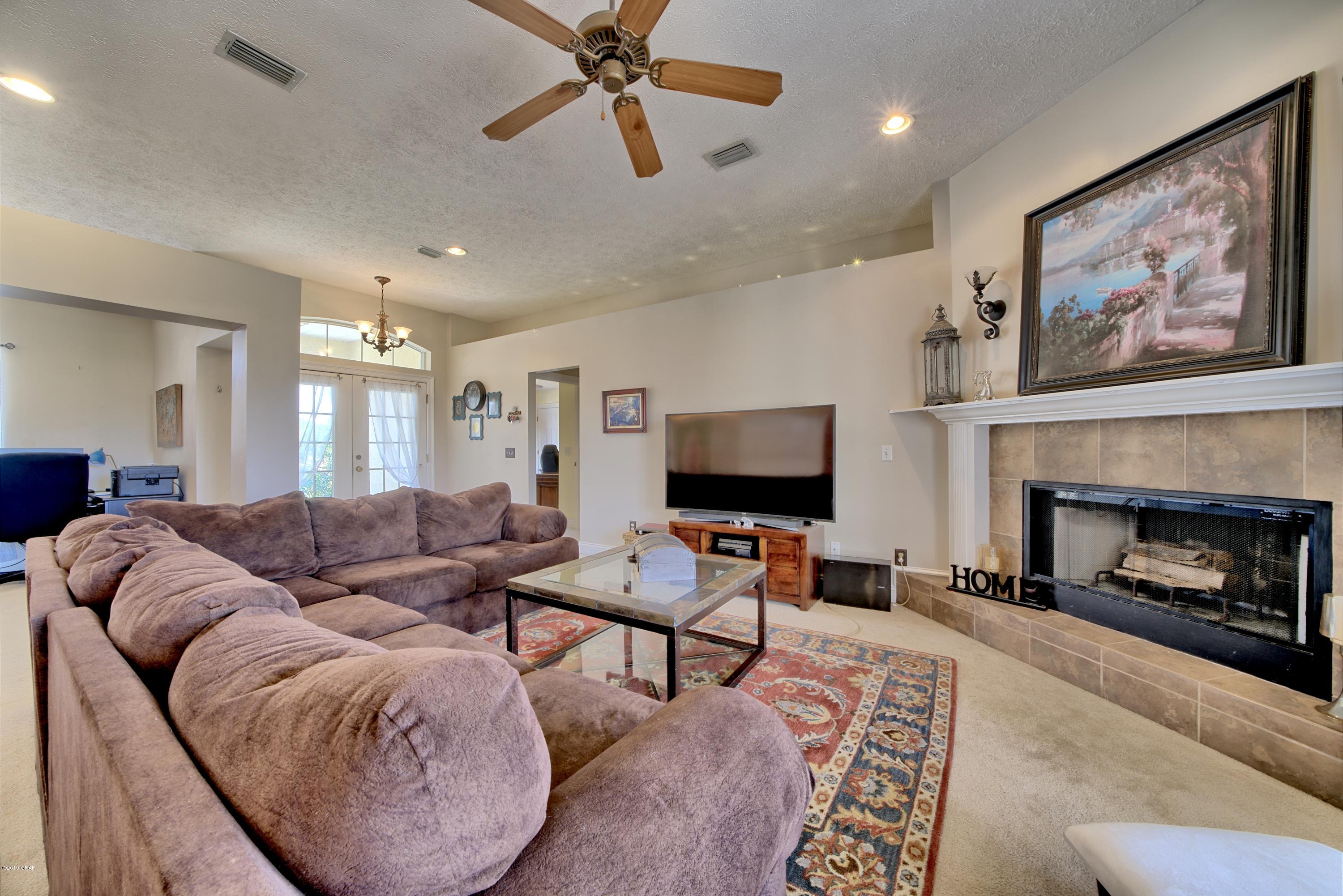 Pelican Bay - Residential