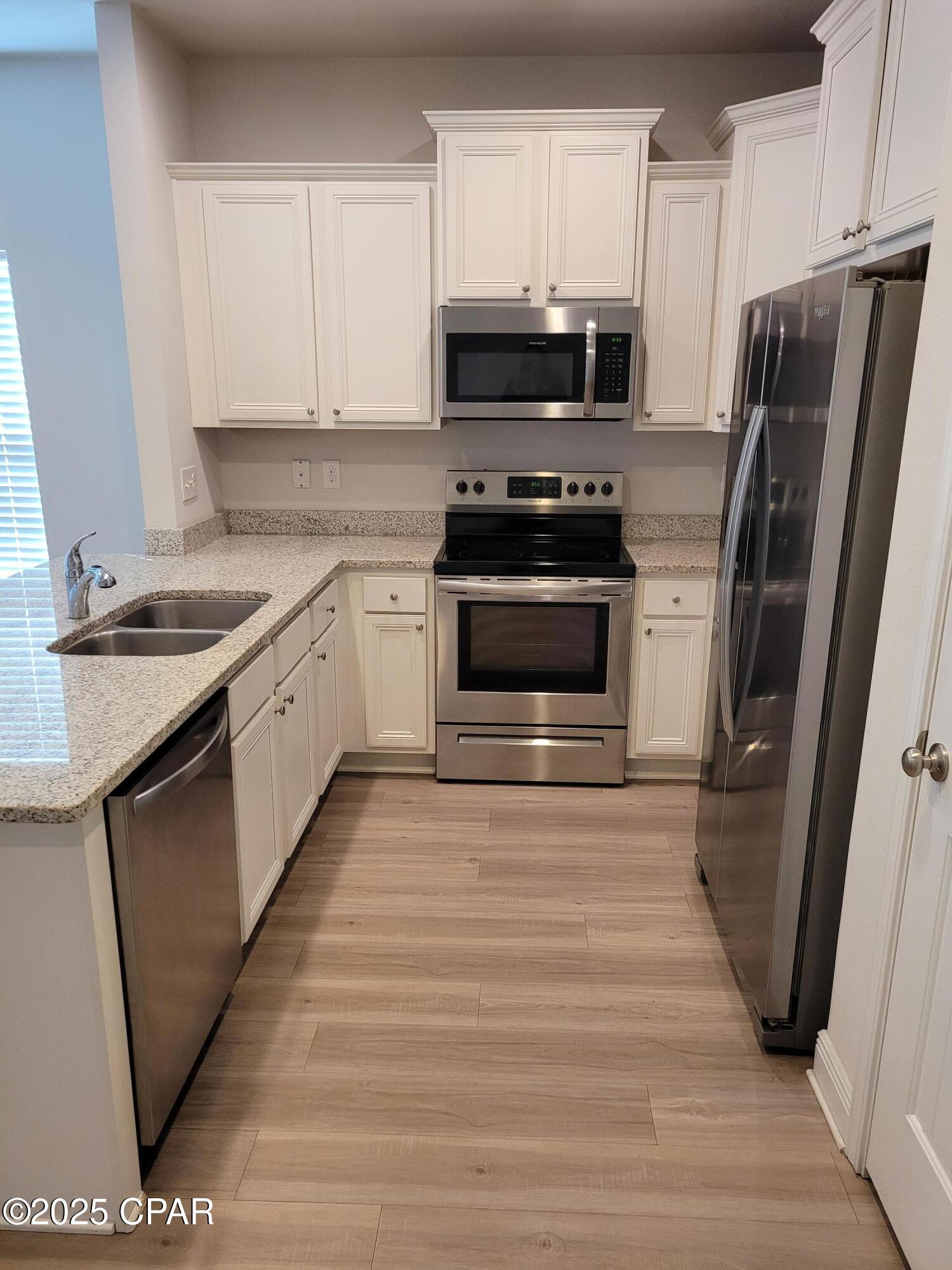 Hathaway Townhomes - Residential Lease