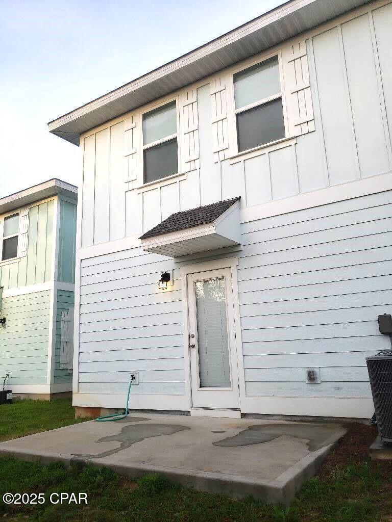 Hathaway Townhomes - Residential Lease